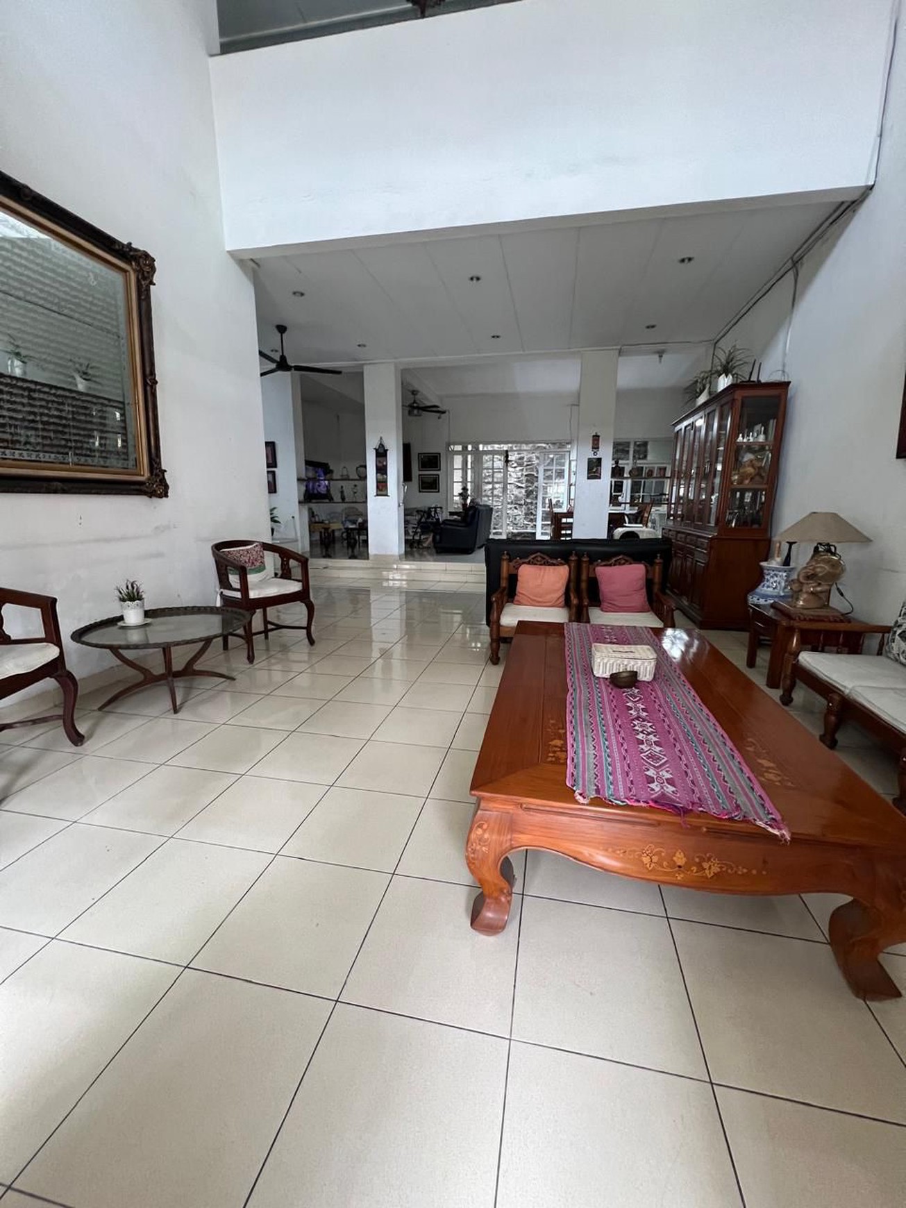 Rumah Siap Huni di Tebet Lokasi Strategis Dekat Tebet Eco Park