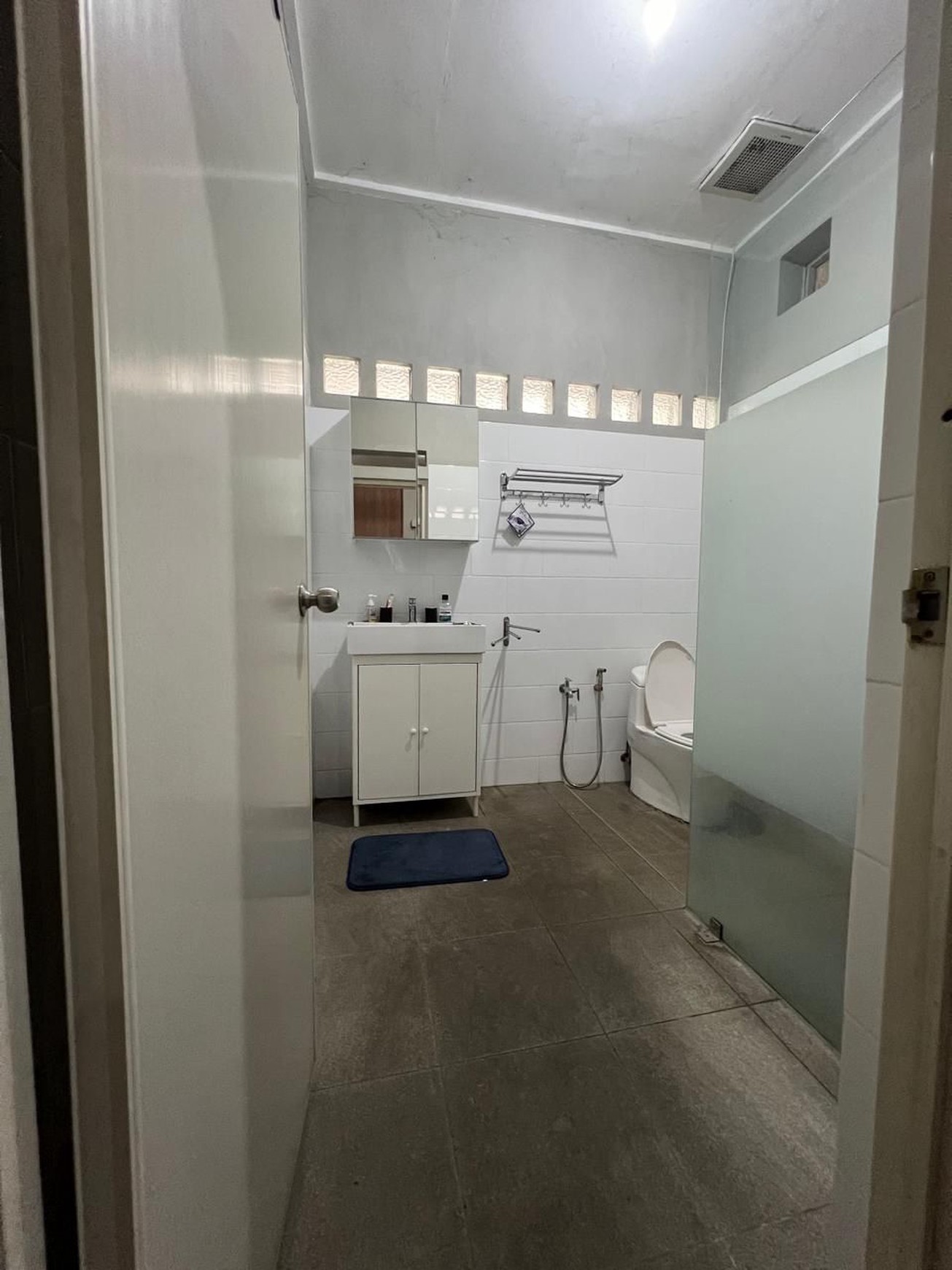 Rumah Siap Huni di Tebet Lokasi Strategis Dekat Tebet Eco Park