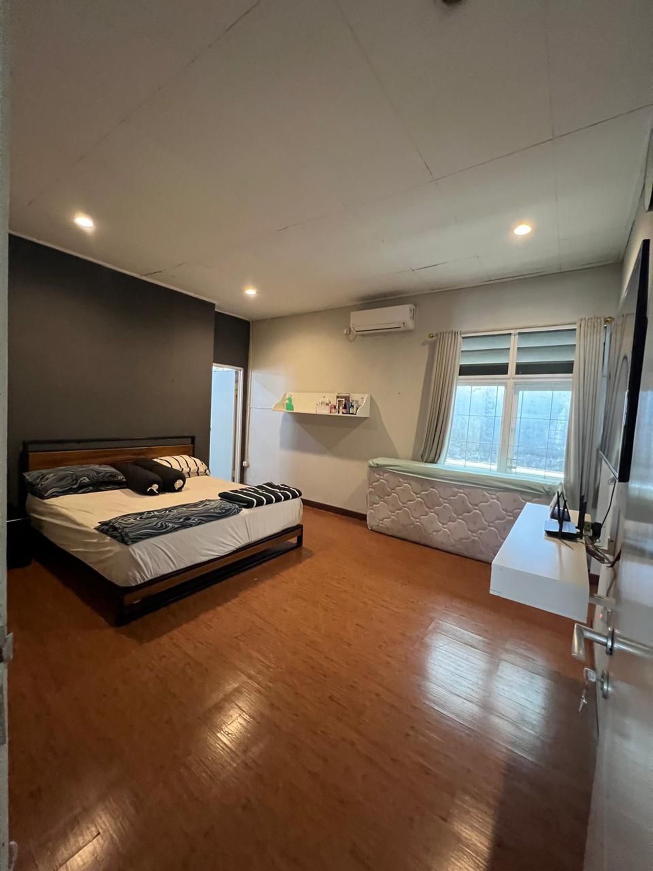 Rumah Siap Huni di Tebet Lokasi Strategis Dekat Tebet Eco Park