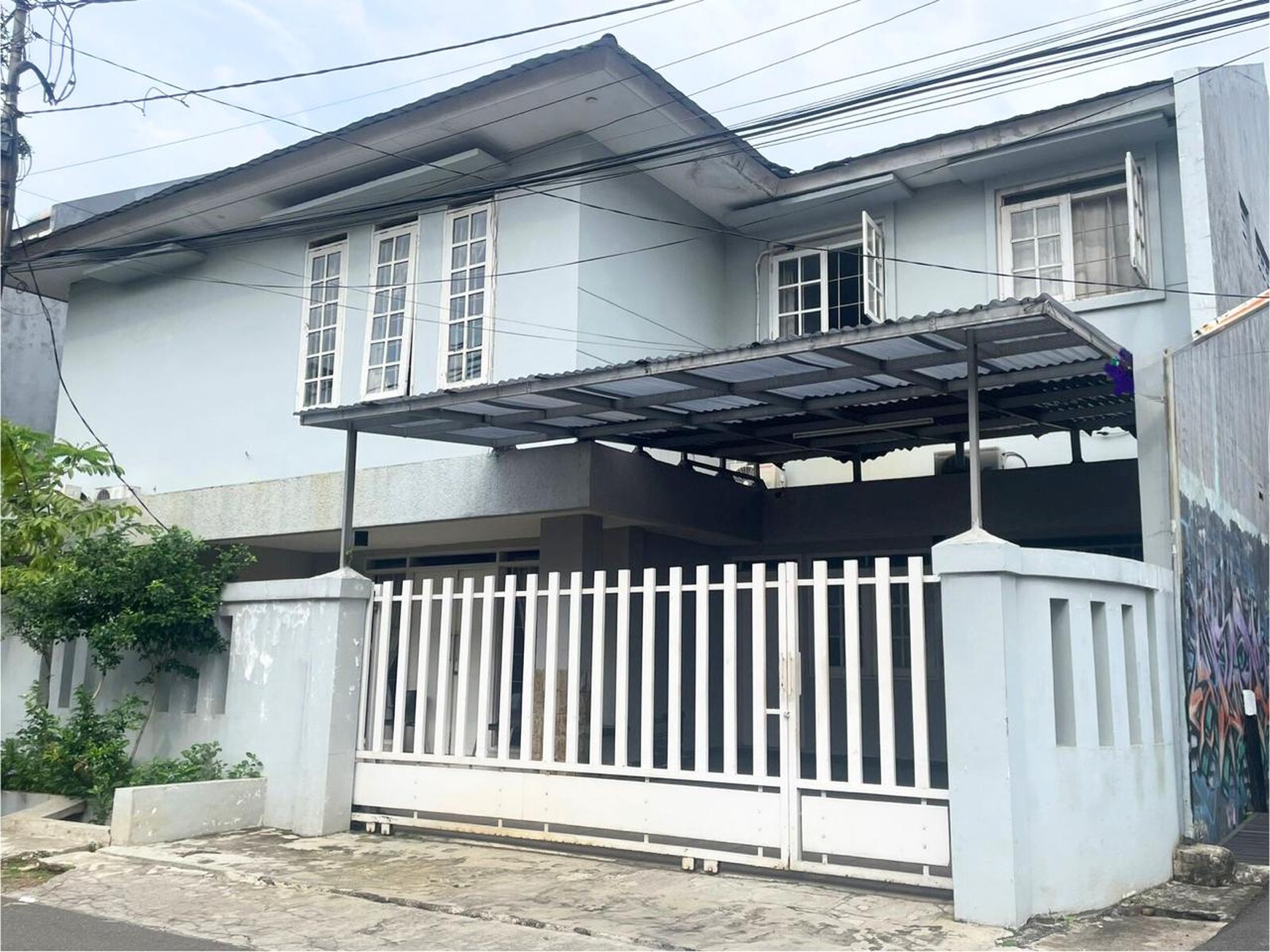 Rumah Siap Huni di Tebet Lokasi Strategis Dekat Tebet Eco Park