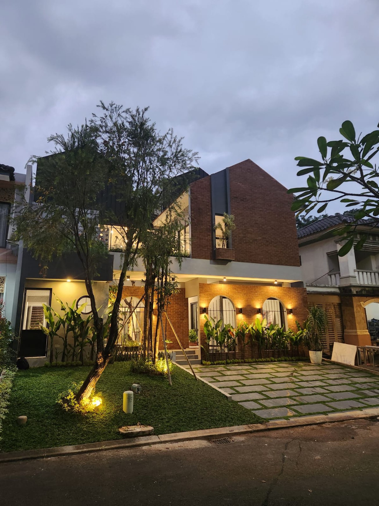 Rumah Siap Huni dengan Hunian Nyaman dan Asri di @BSD.