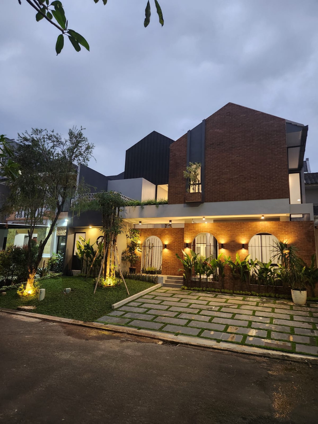 Rumah Siap Huni dengan Hunian Nyaman dan Asri di @BSD.