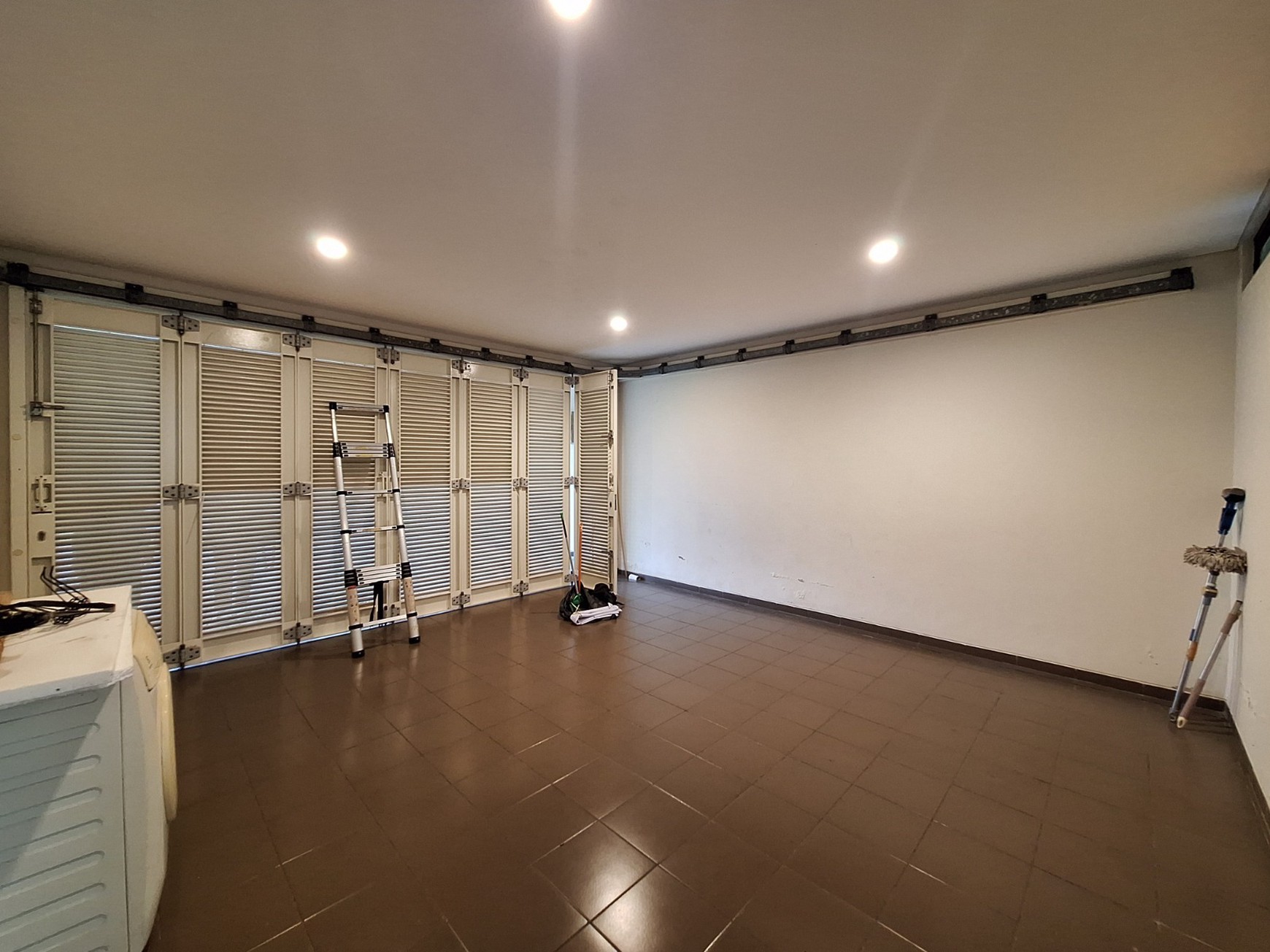 Lebak bulus rumah dalam komplek elit luas 306 dengan fasum sportclub