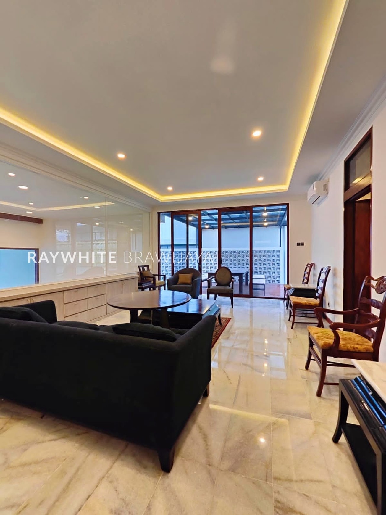 Rumah Mewah Siap Huni Area Elite Permata Hijau