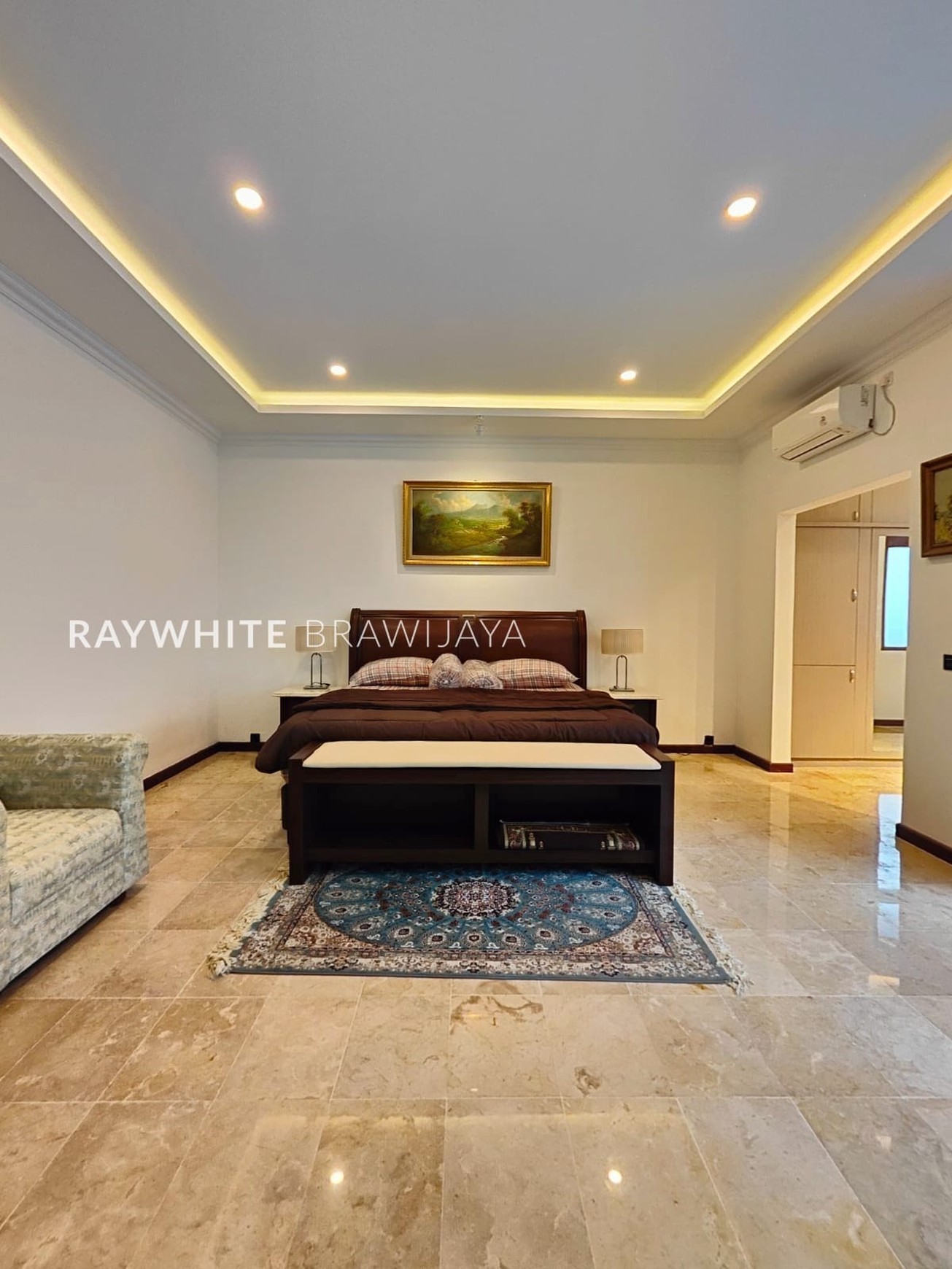 Rumah Mewah Siap Huni Area Elite Permata Hijau