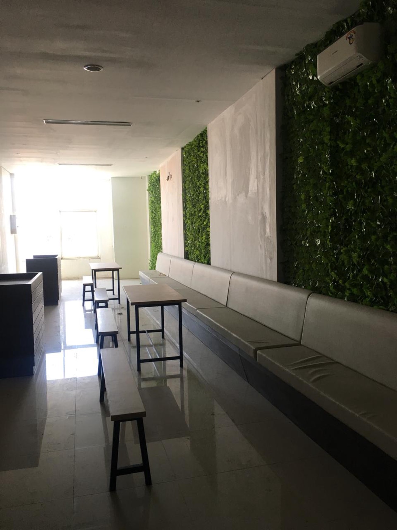 Dijual Ruko Full Furnish Dharmahusada Utara Pusat Kota