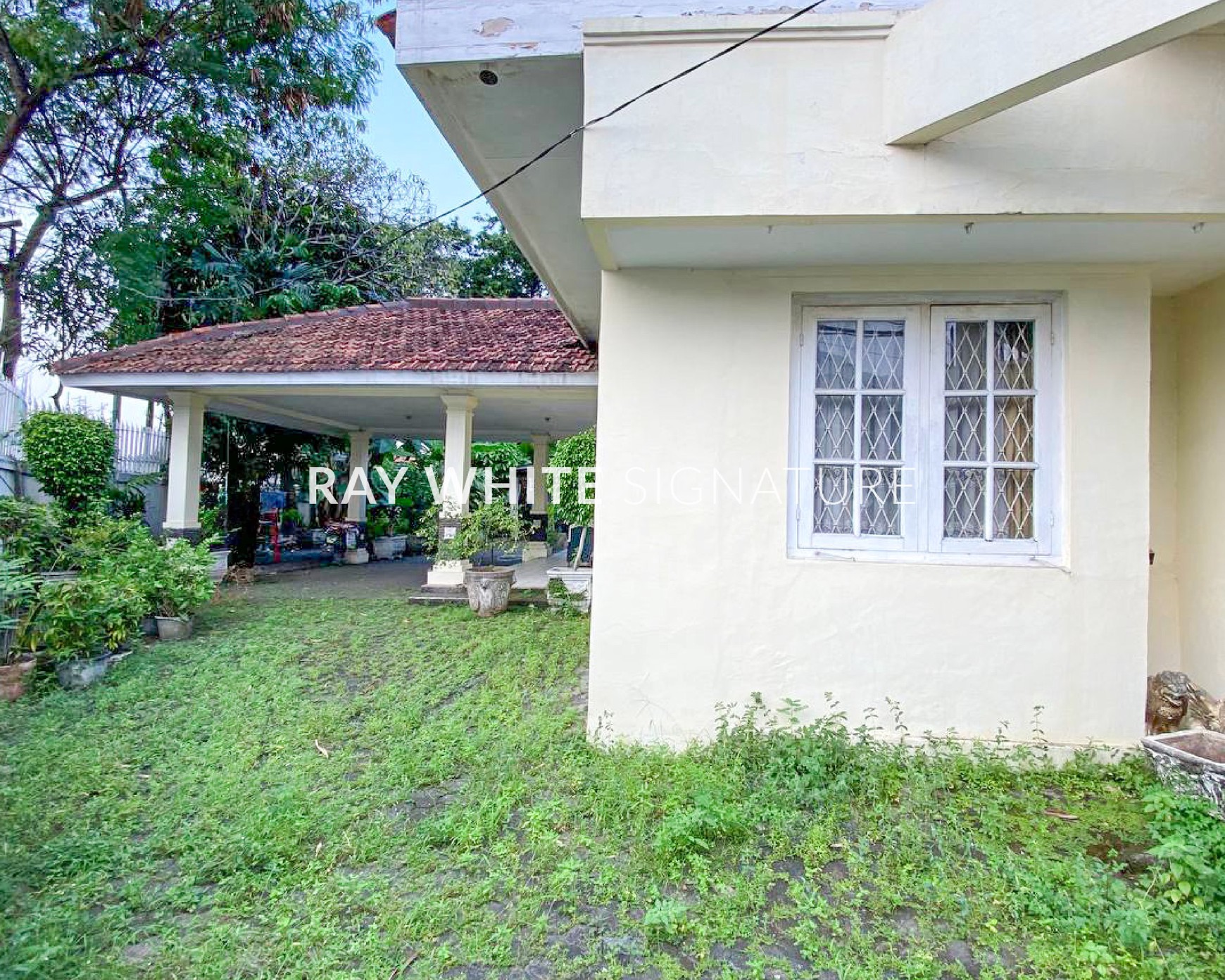 Dijual Rumah Lama Hitung Tanah Area Komersil Di Proklamasi Menteng