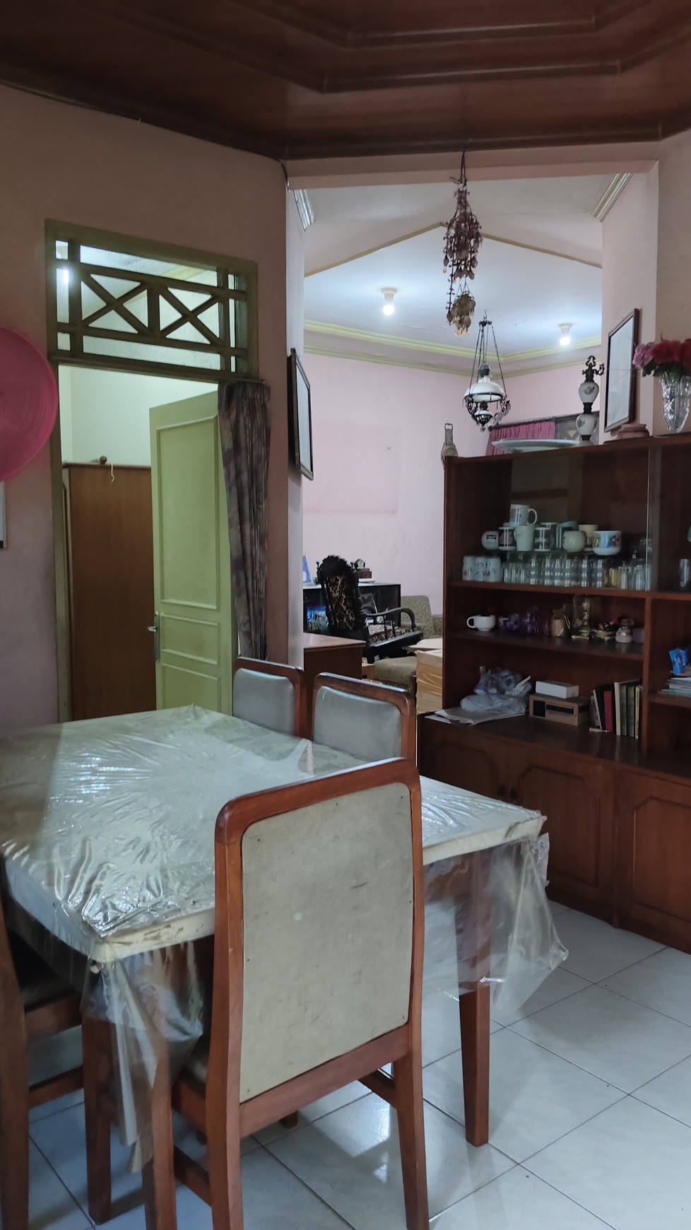 Rumah 2 lantai, Lokasi strategis lokasi strategis di Pesanggrahan