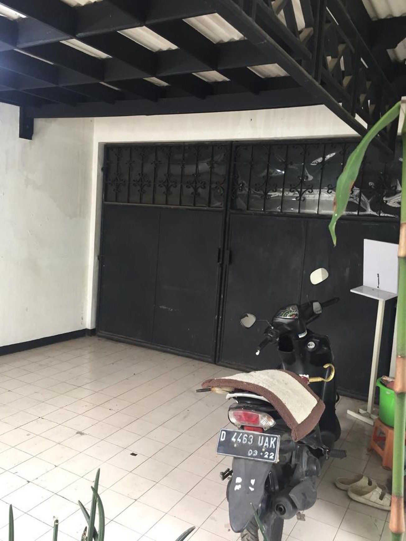 Rumah Keluarga Menawan di Parakan Asri Bandung