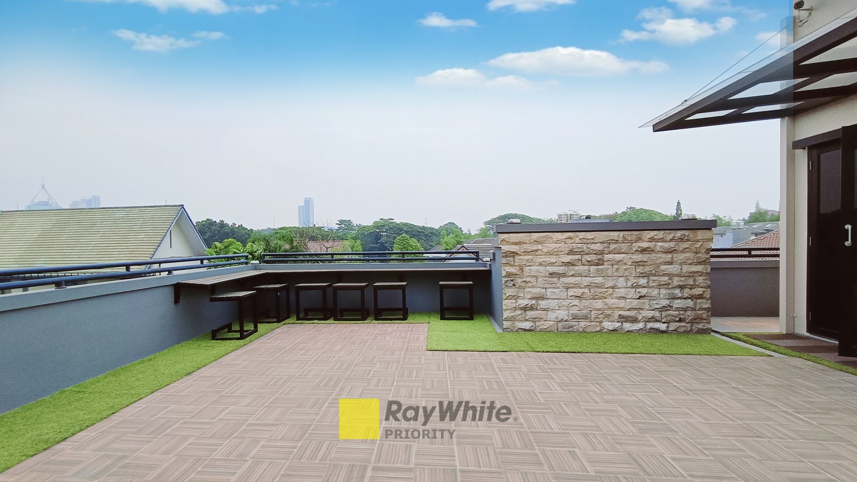 RUMAH MEWAH MINIMALIS MODERN DENGAN ROOFTOP ESTETIK DI CLUSTER MENTENG, BINTARO JAYA