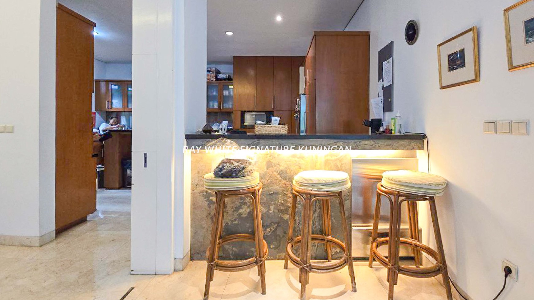 Rumah Mewah Lokasi Elite Dekat SCBD di Jl Mulawarman