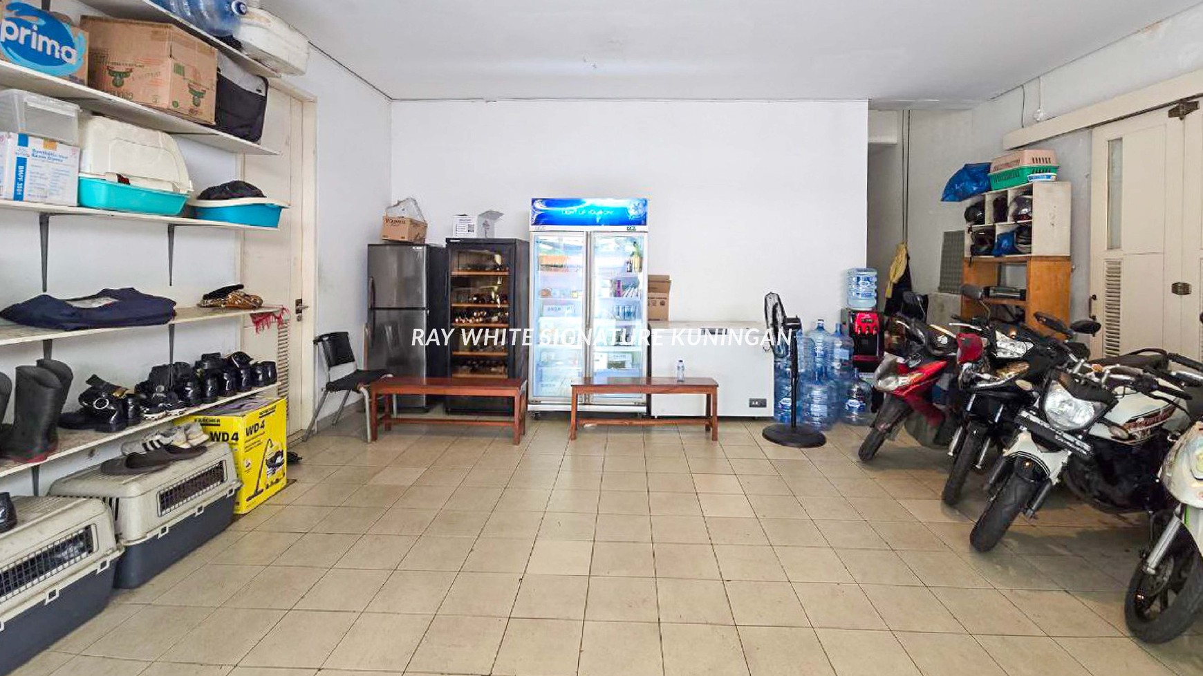 Rumah Mewah Lokasi Prime di Jl Mulawarman Dekat dengan SCBD