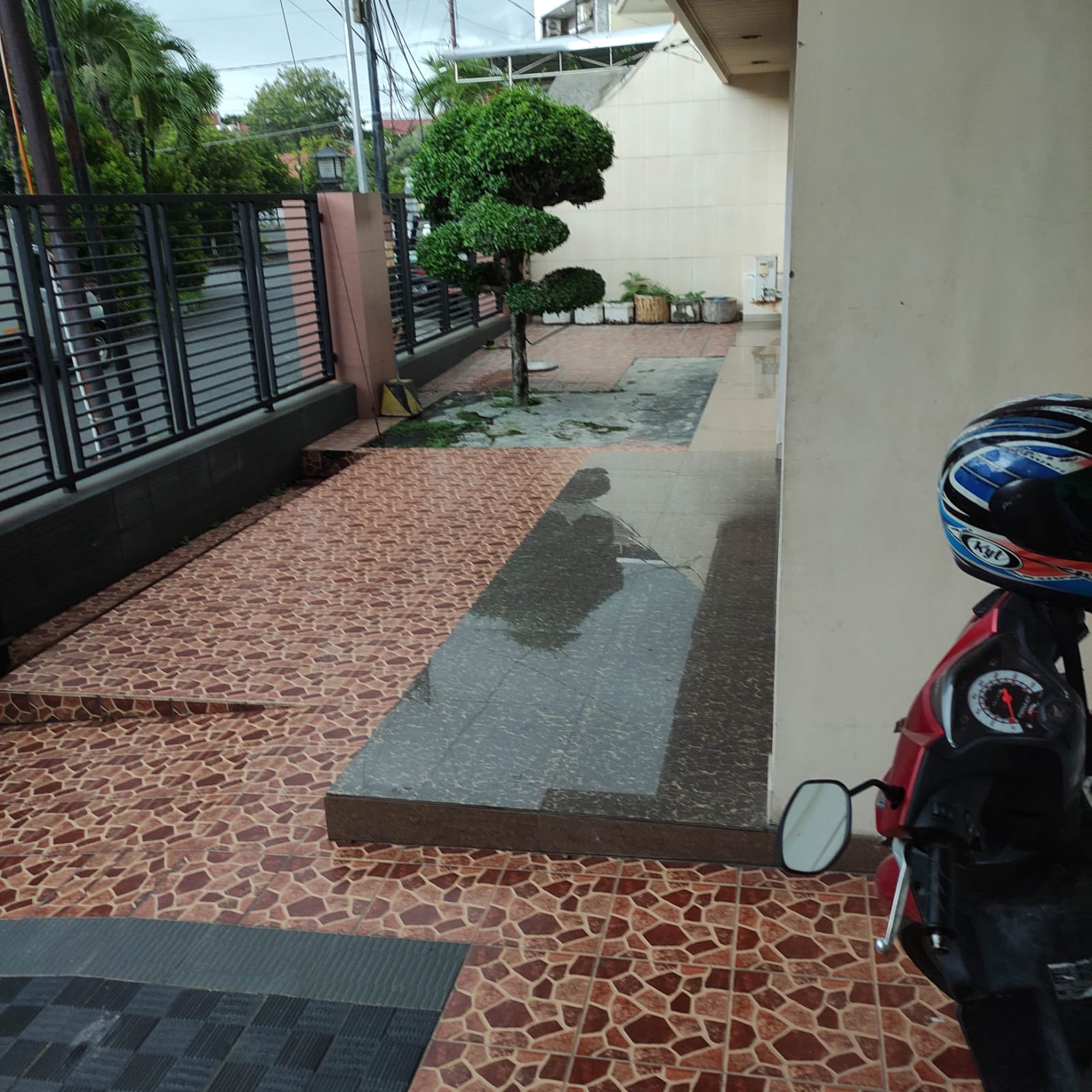Dijual Cepat Rumah Siap Huni Lokasi Di Kupang Indah Surabaya