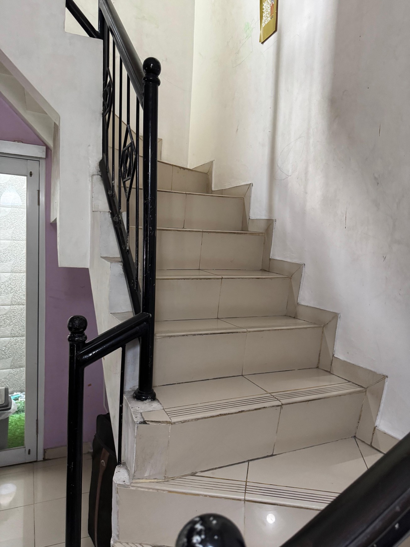 DIJUAL RUMAH JALAN KEPODANG CIPUTAT TIMUR
