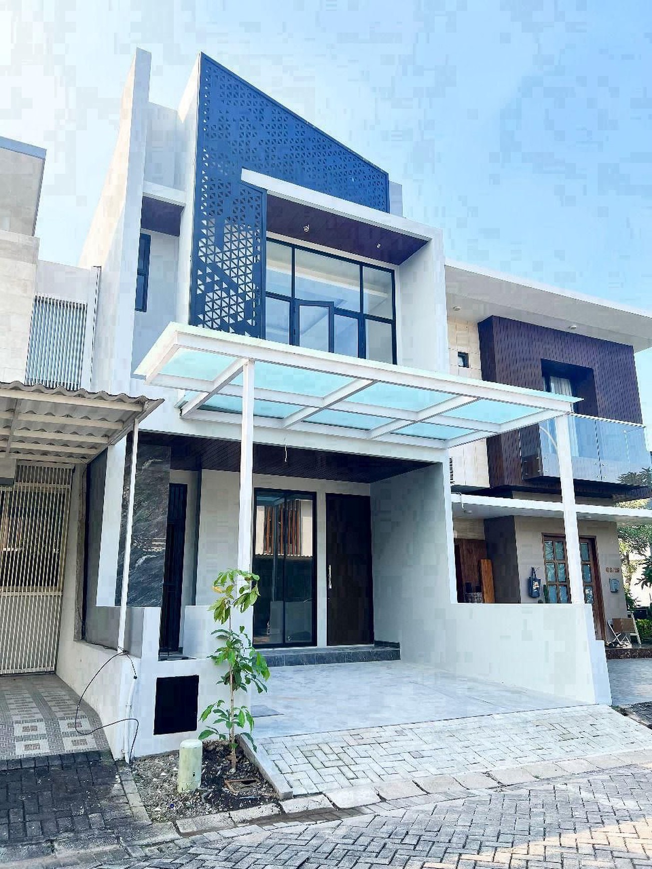 DIJUAL NEW HOUSE - DIAN ISTANA (WIYUNG SURABAYA BARAT)
