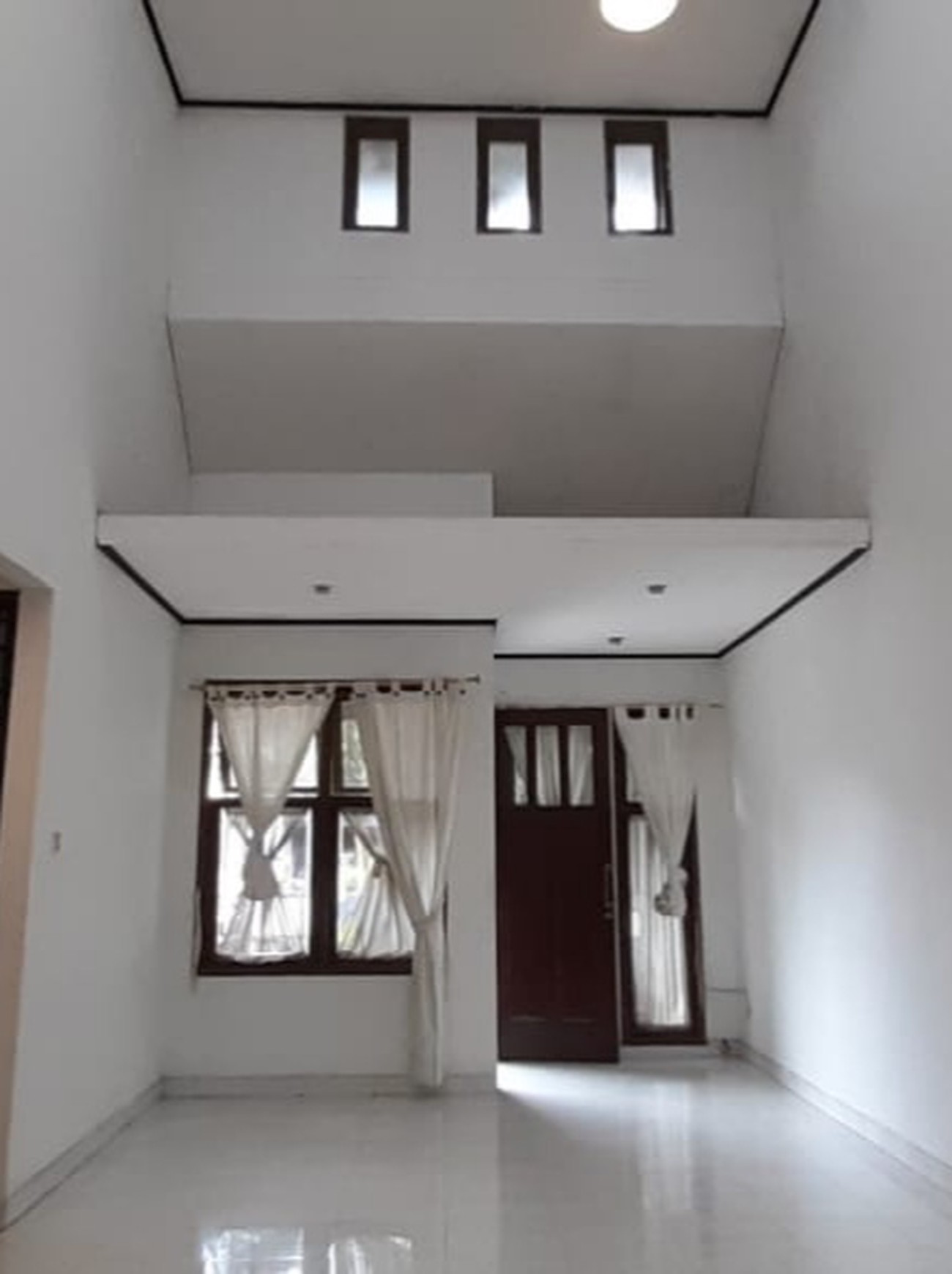 Rumah Di Villa Gunung Lestari, Ciputat Dekat Stasiun Krl