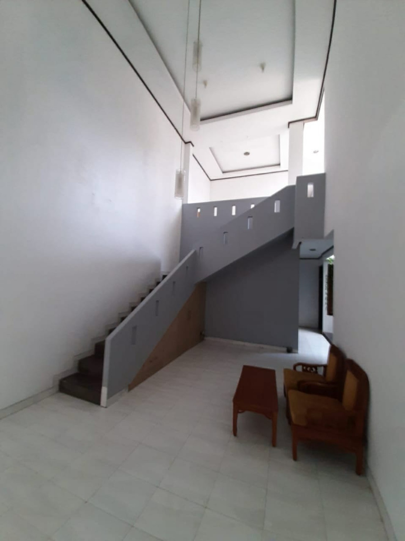 Rumah Di Villa Gunung Lestari, Ciputat Dekat Stasiun Krl
