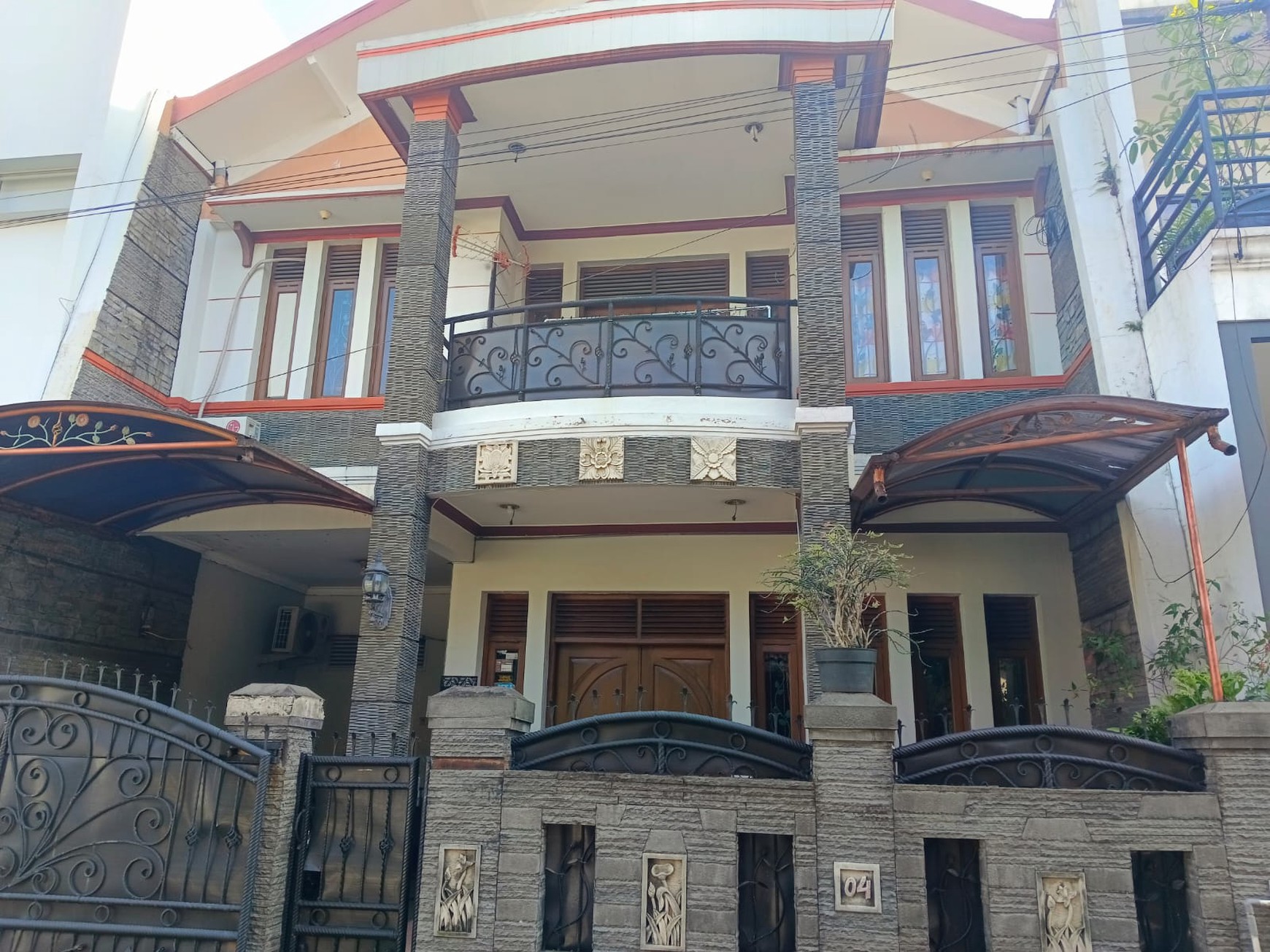 Rumah Hitung Tanah Area Cipete