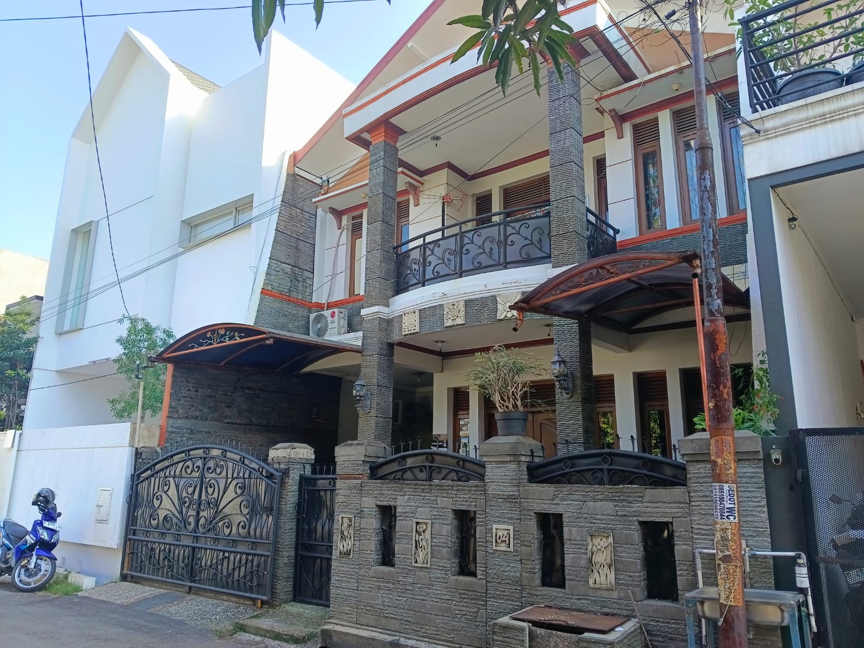 Rumah Hitung Tanah Area Cipete