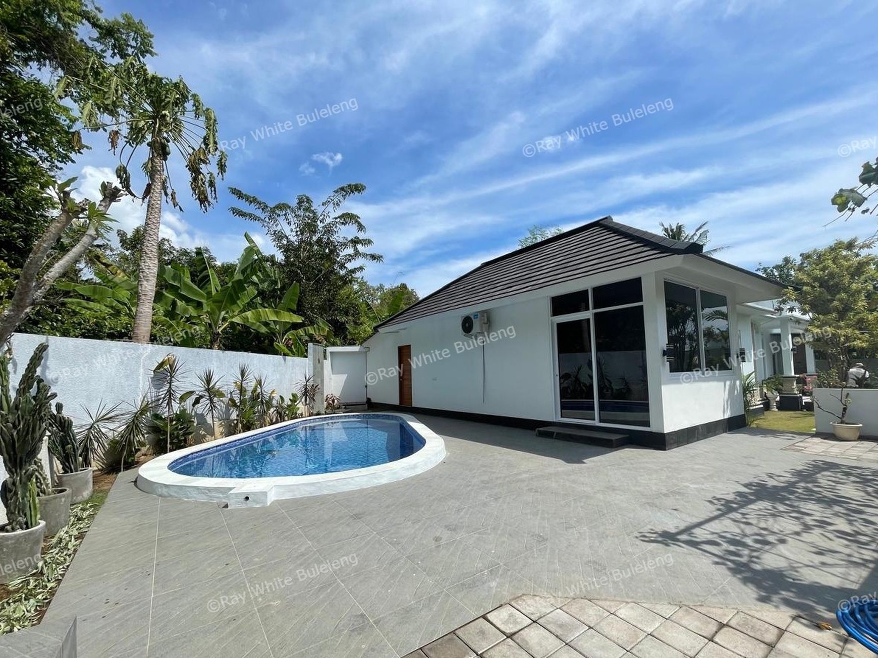 Brand New Villa in Lovina - A Modern Retreat Amidst Tropical Beauty