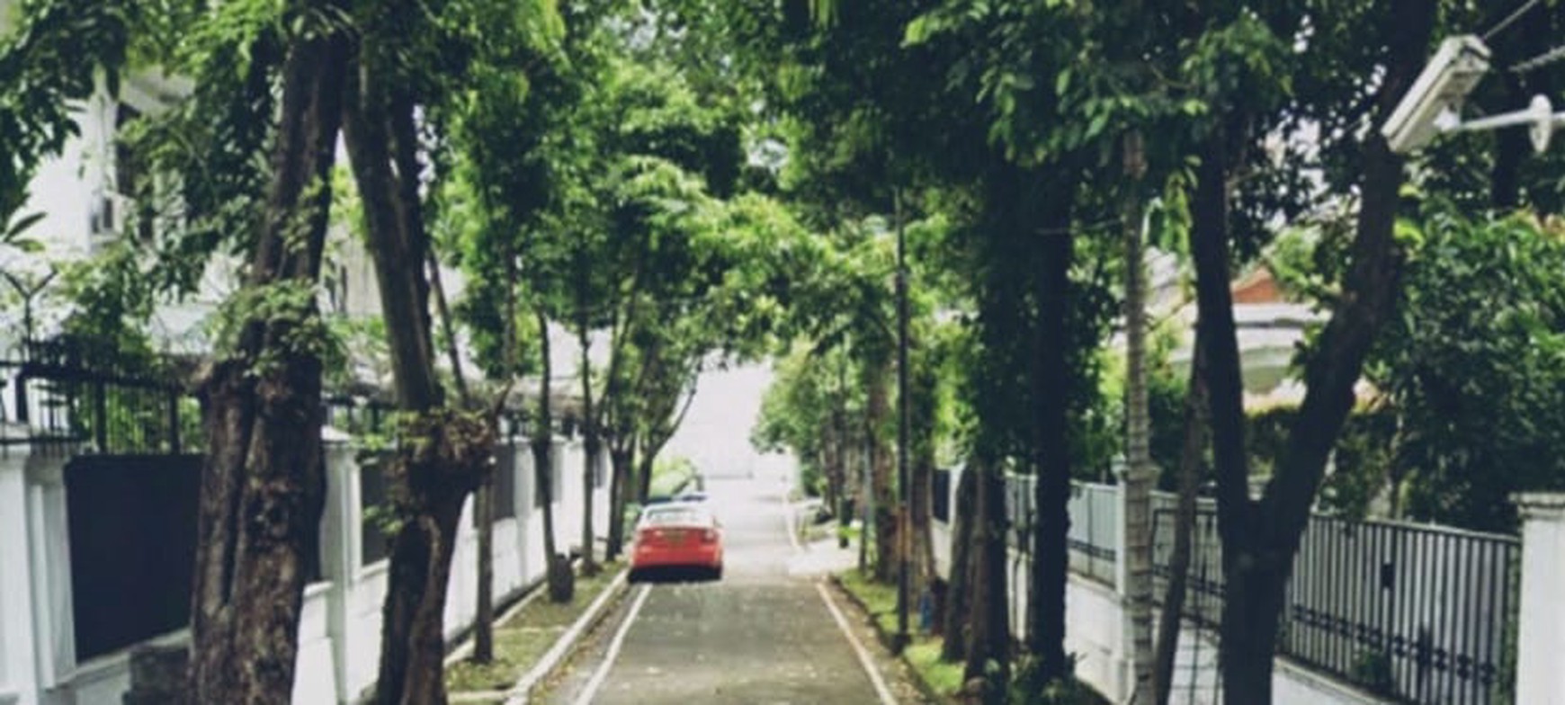 Rumah , lokasi elite, strategis,  jl. Ubud, Kuningan, Jakarta Selatan