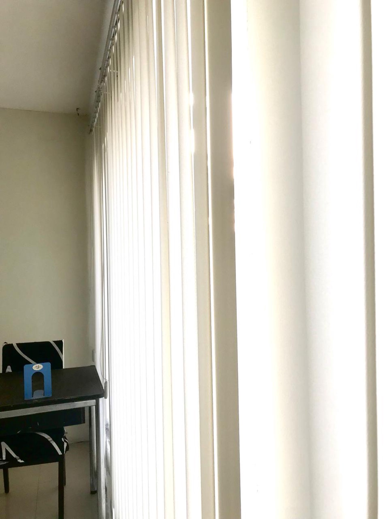 Disewakan Ruang Usaha, Lokasi Strategis dan Kawasan Ramai Depan Jalan besar Jl BIntaro Utama