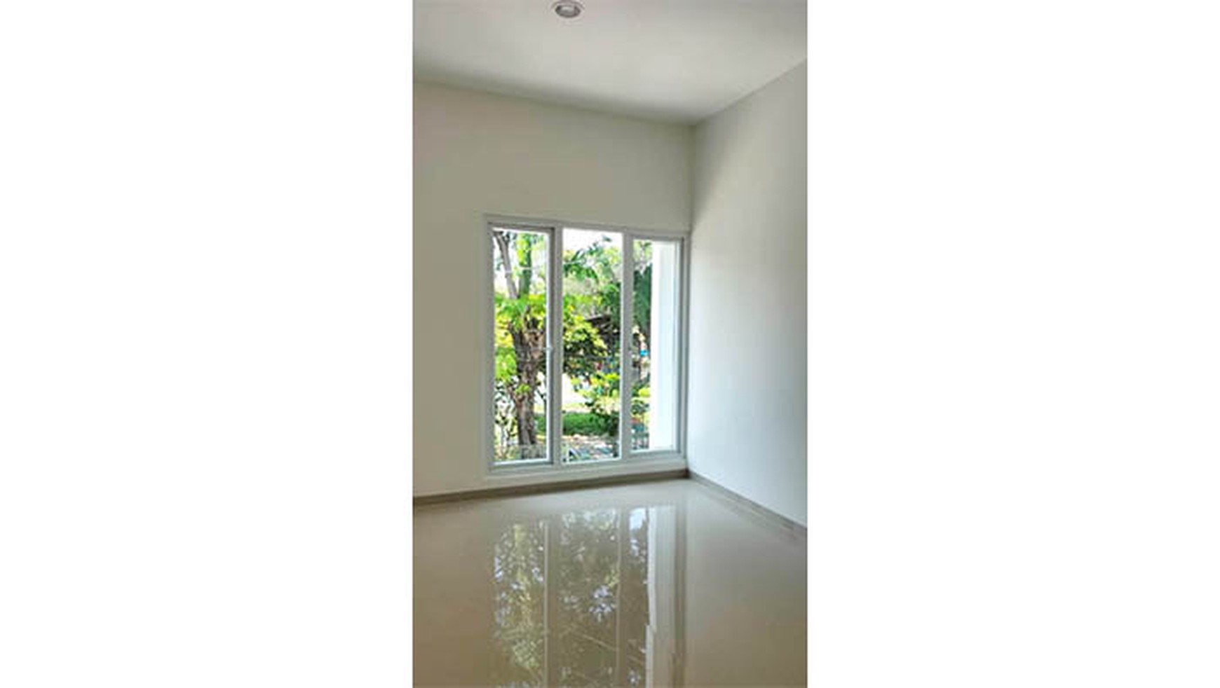 Rumah Baru di Gading Griya Residence, Kelapa Gading