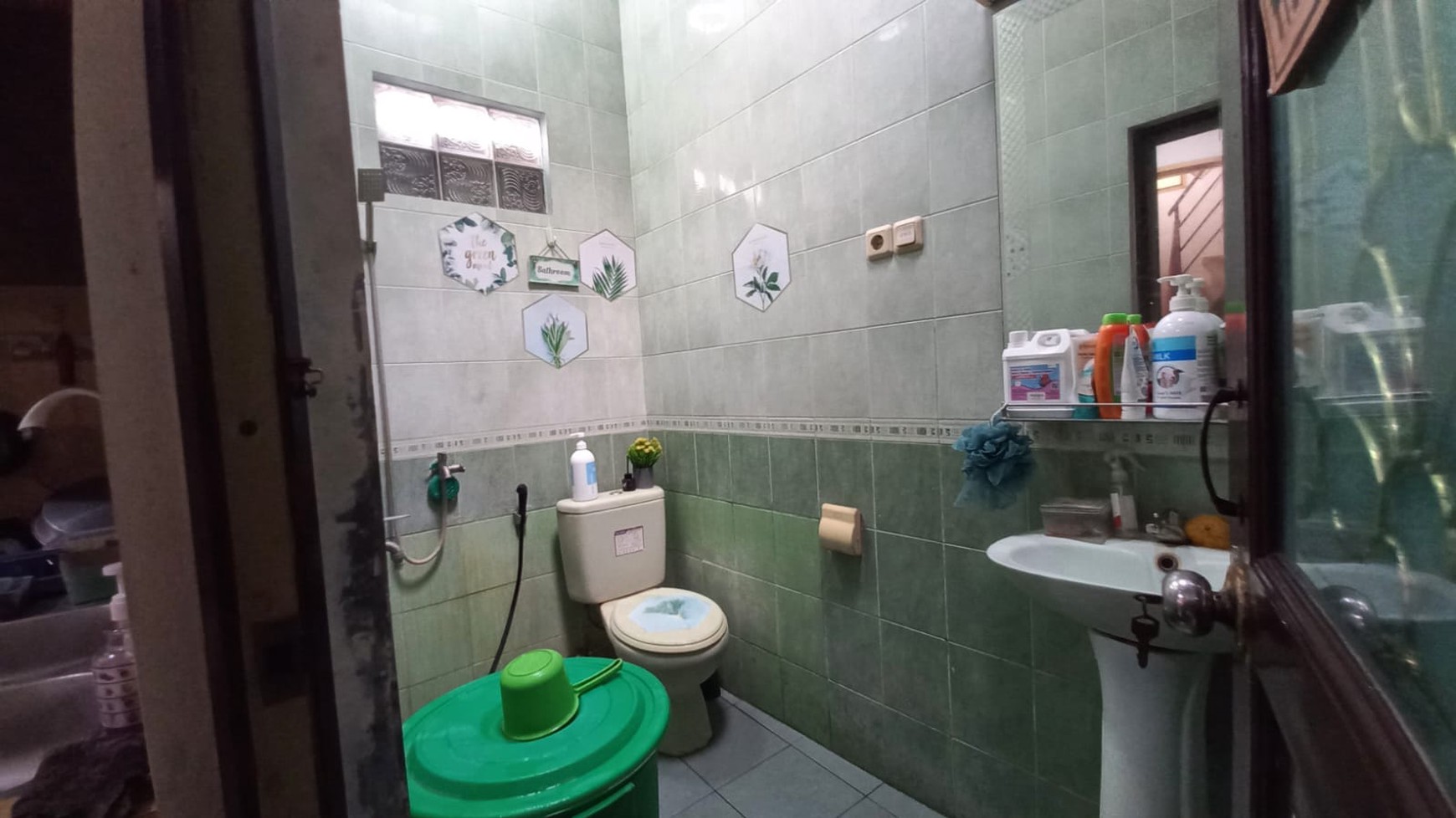 Rumah Tinggal di Jalan Kayu Manis Condet Jaktim