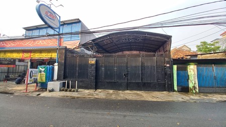 Rumah Tinggal di Jalan Kayu Manis Condet Jaktim