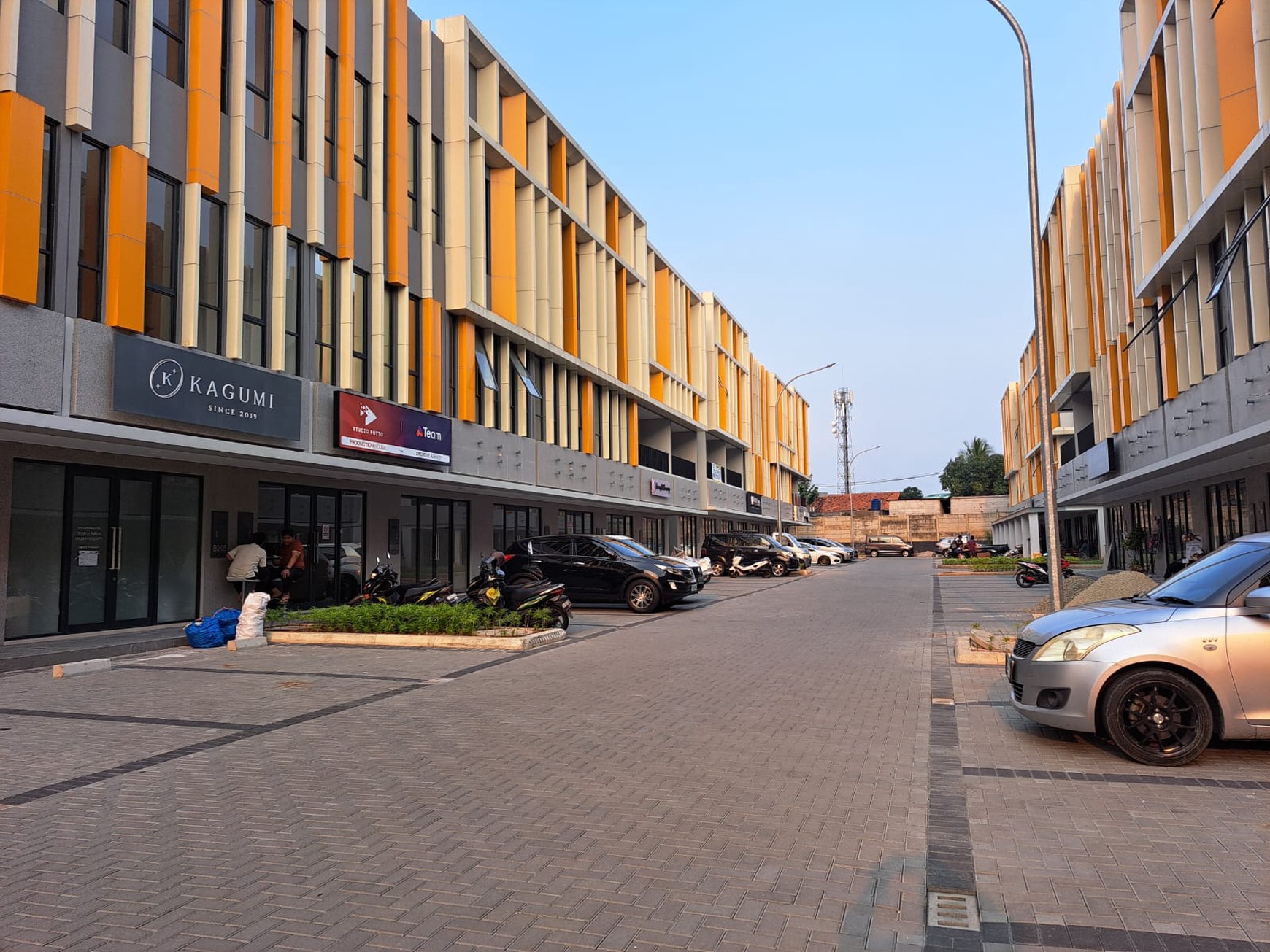 Ruko 3 lantai baru 3 toilet dekat CS Sinarmas Land di The Loop BSD CITY