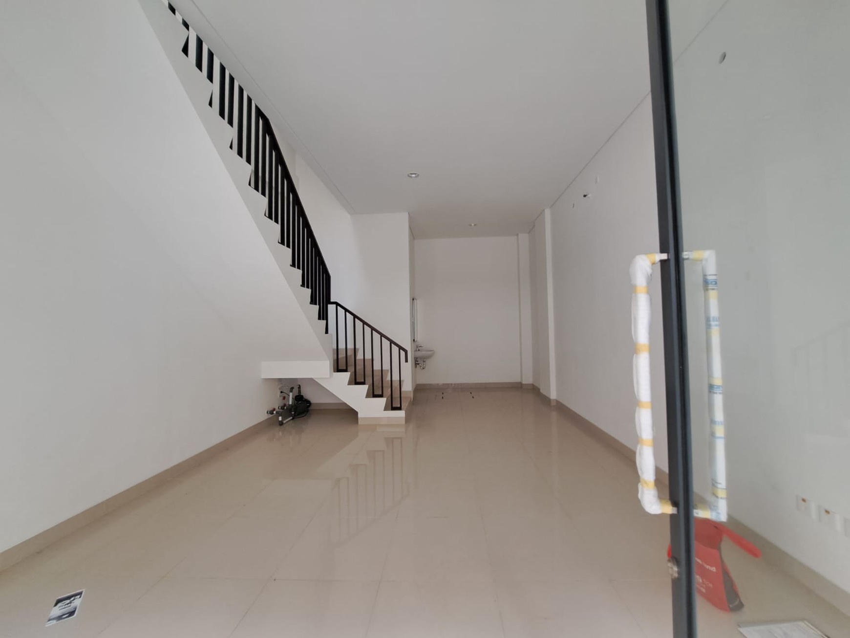 Ruko 3 lantai baru 3 toilet dekat CS Sinarmas Land di The Loop BSD CITY