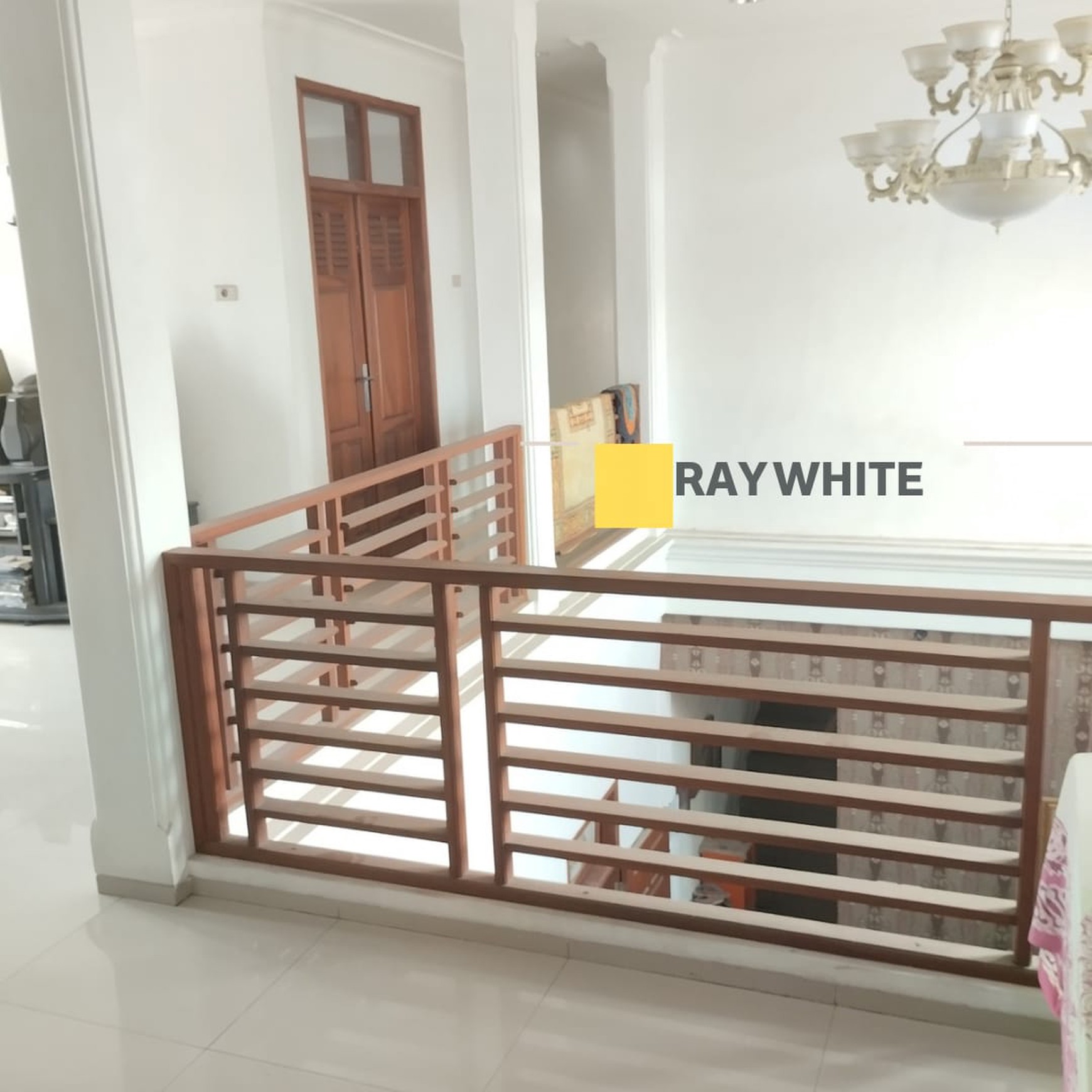 Dijual rumah 2 lantai way halim permai bandar lampung