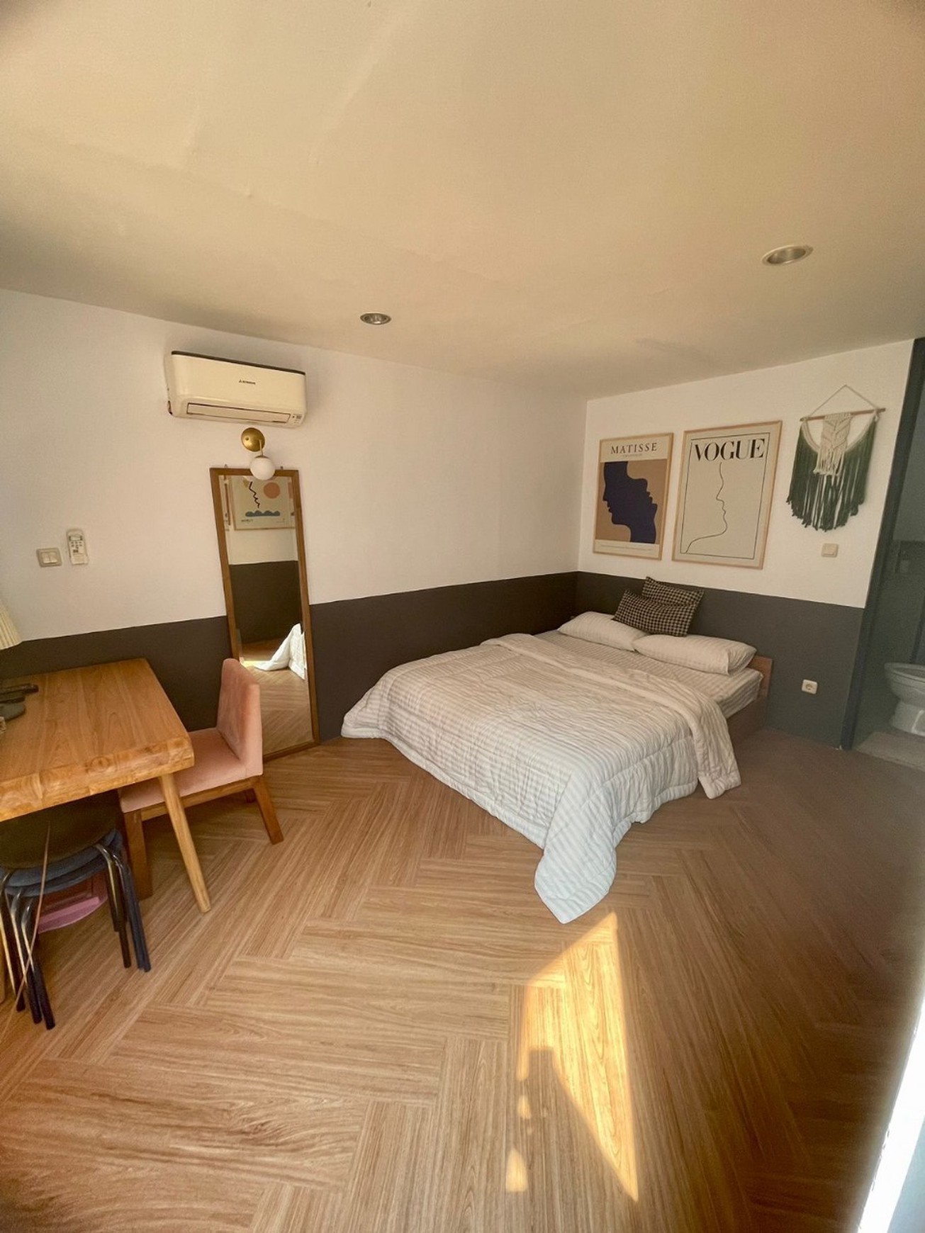 Rumah Estetik 2 Lantai di Cluster Premium Jakarta Selatan Ozone Residence.