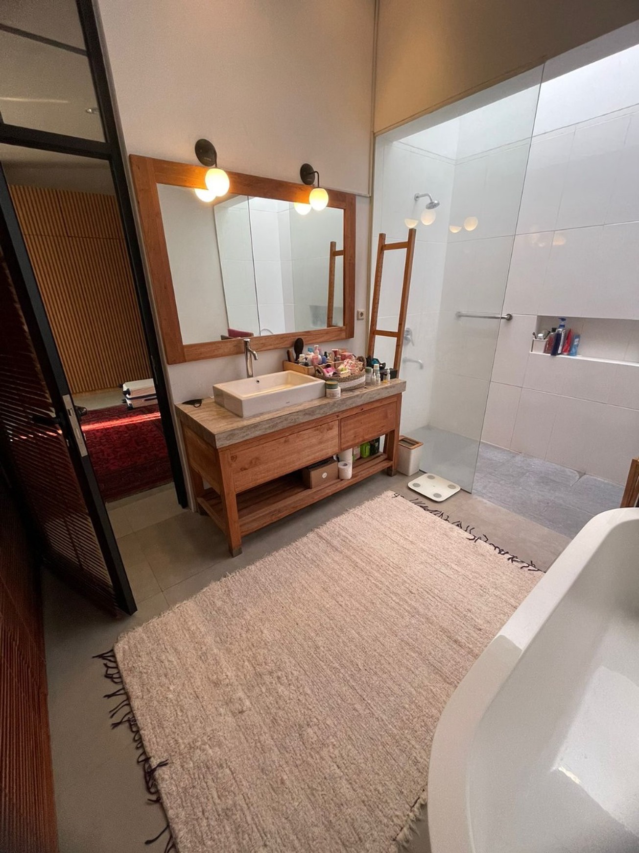 Rumah Estetik 2 Lantai di Cluster Premium Jakarta Selatan Ozone Residence.