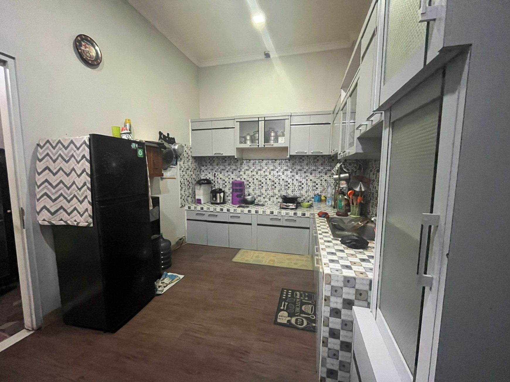 Rumah besar di Pamulang 2 - TURUN HARGA!!!
