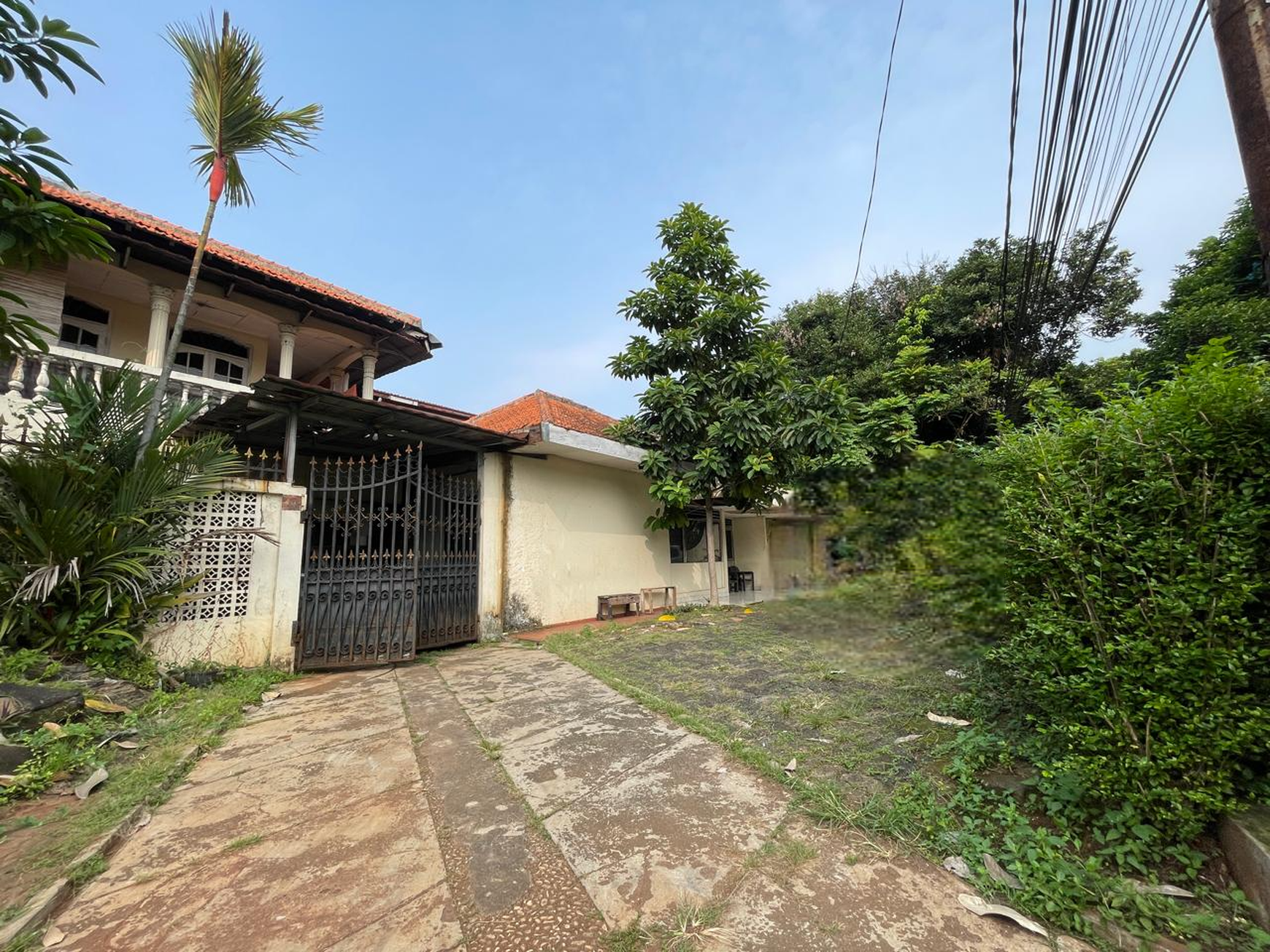Dijual Hitung Tanah ( ada bangunan) di Pondok Labu, Jakarta Selatan