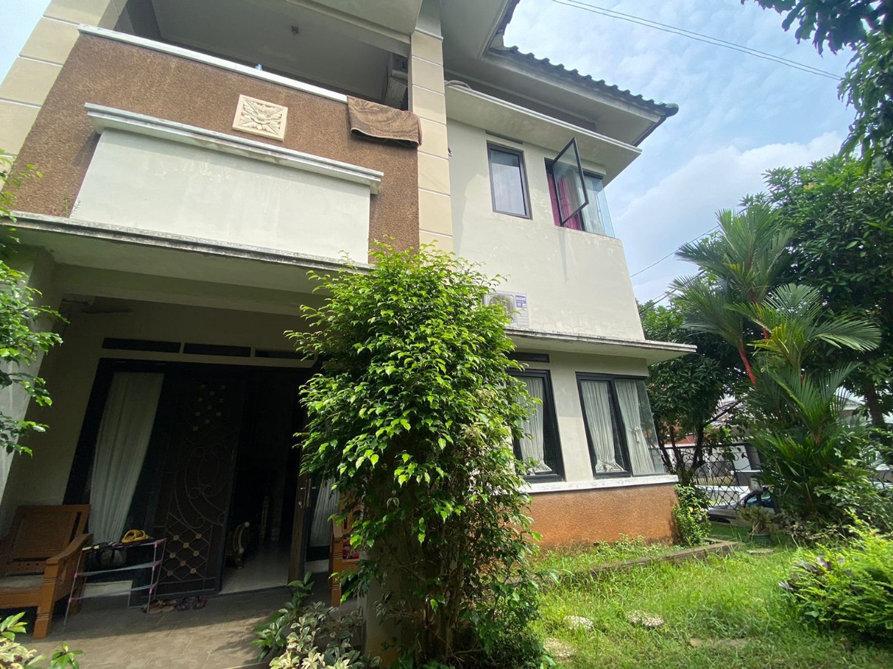 Dijual Rumah di Perumahan Mutiara Sentul Bogor