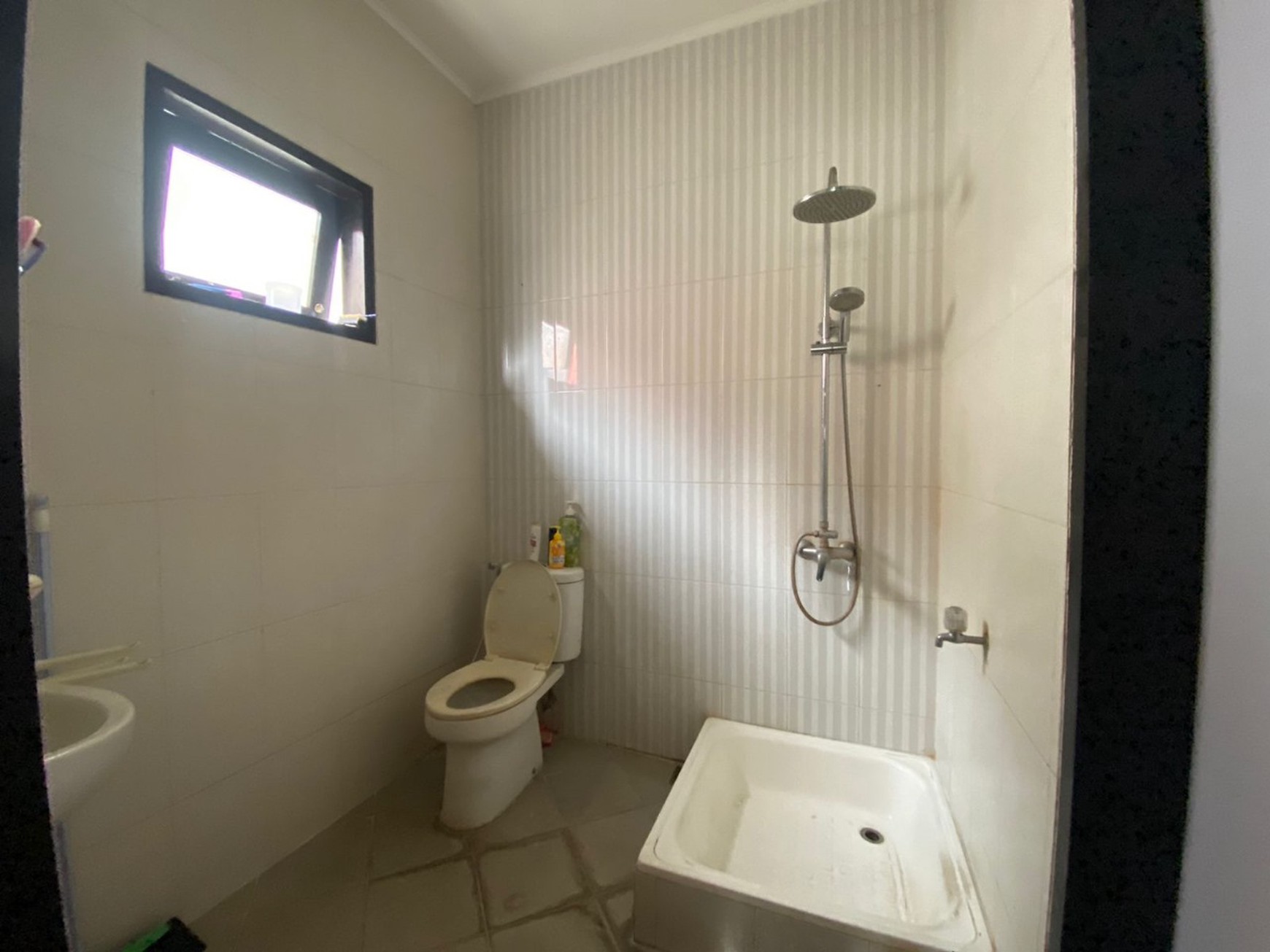 Dijual Rumah di Perumahan Mutiara Sentul Bogor