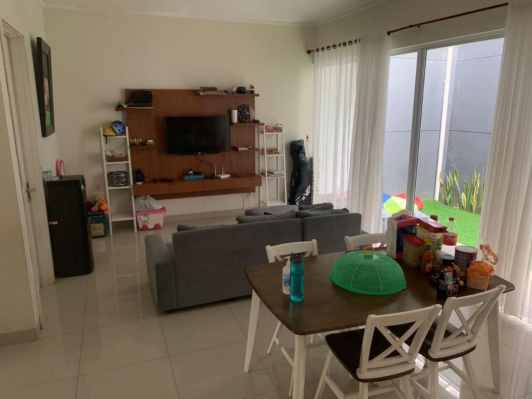 Rumah 2 Lantai Siap Huni Dengan Desain Modern Di Bintaro