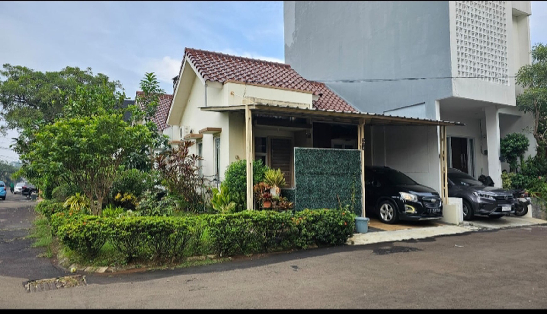 Rumah nyaman dalam cluster di Ciputat dekat Tip Top Ciputat