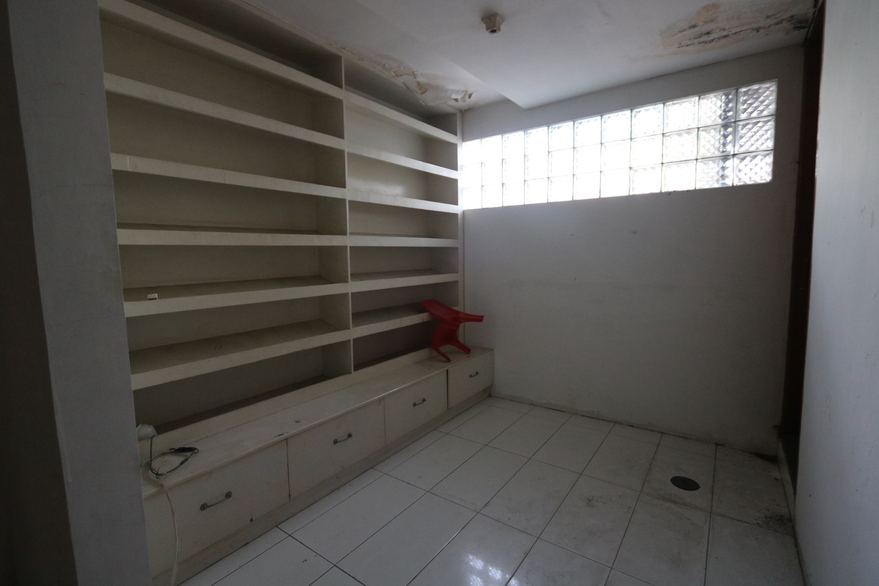 RUMAH STRATEGIS DEKAT LRT DI SUMMARECON KELAPA GADING