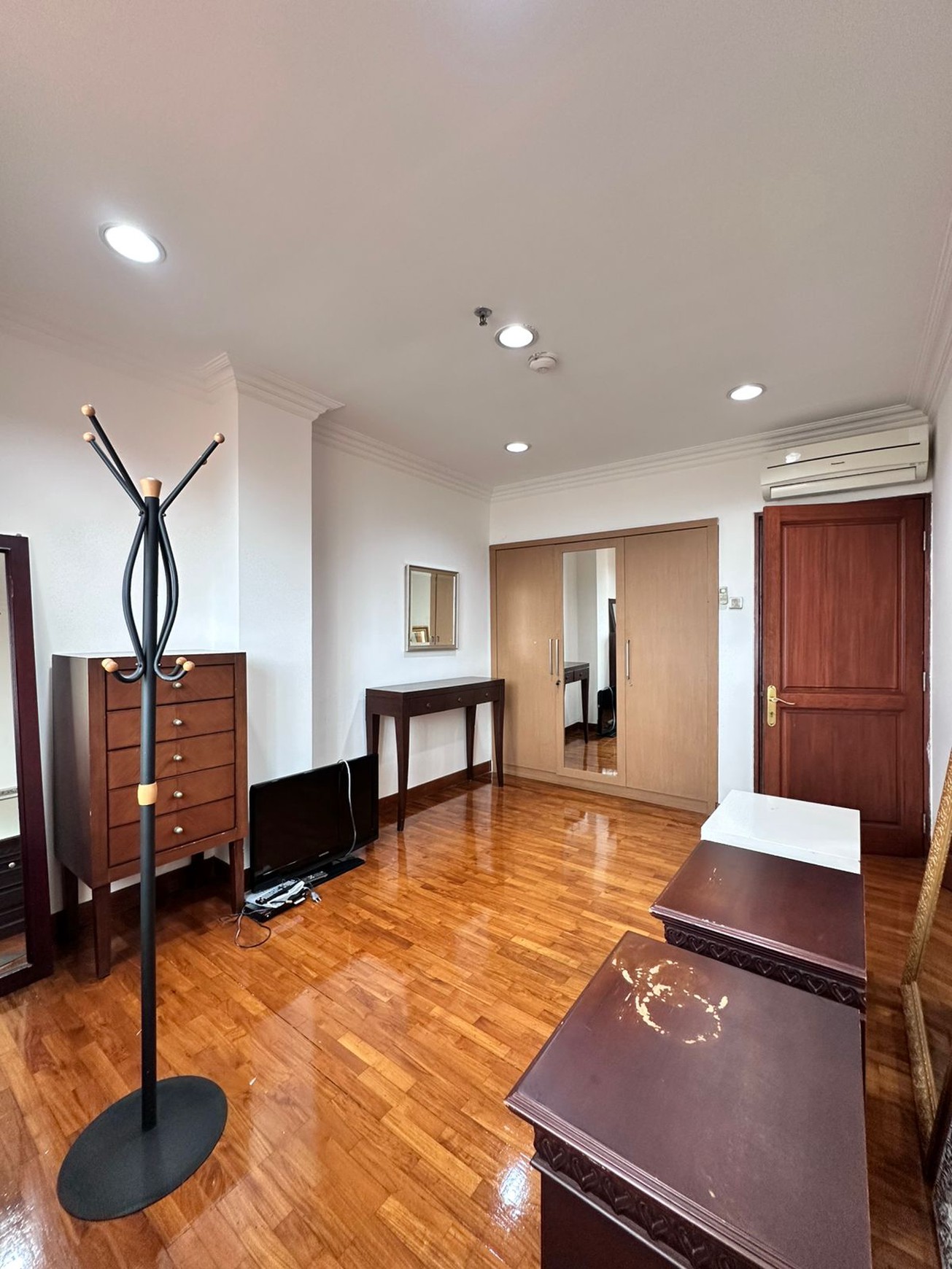 Apartemen Semi Furnished di Pondok Indah Jakarta Selatan Siap Huni @Apartemen Green View