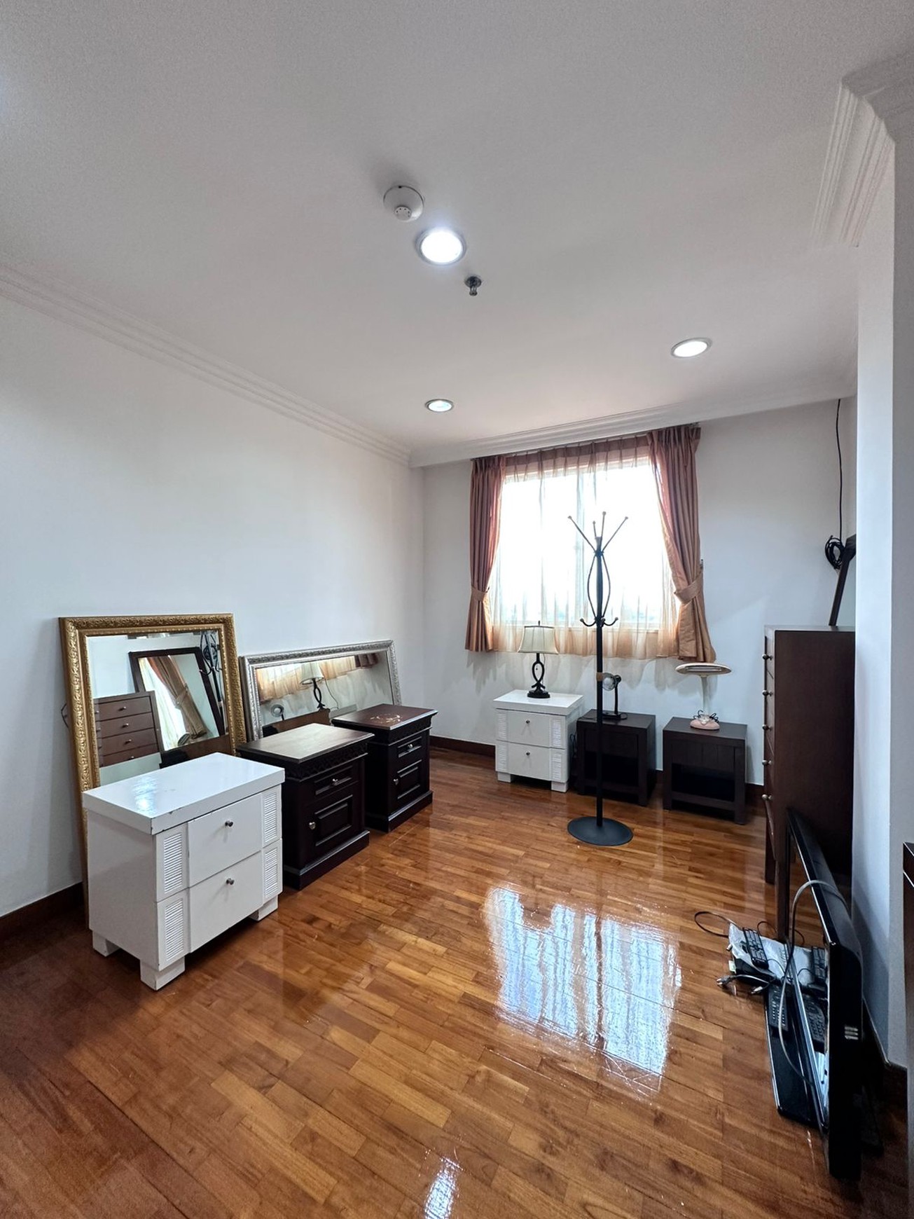 Apartemen Semi Furnished di Pondok Indah Jakarta Selatan Siap Huni @Apartemen Green View