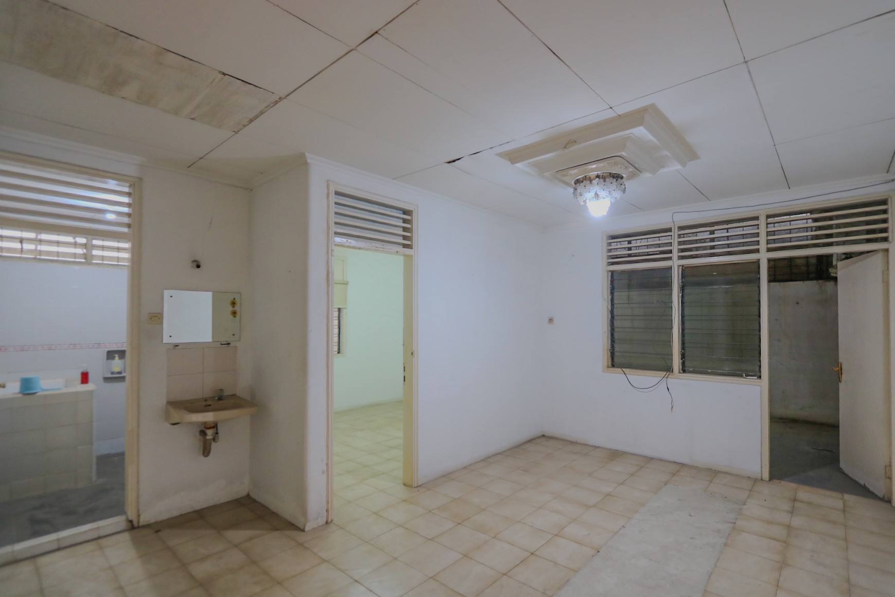 RUMAH LUAS, CLUSTER NYAMAN SUMMARECON KELAPA GADING, DEKAT SUNTER, RAWAMANGUN