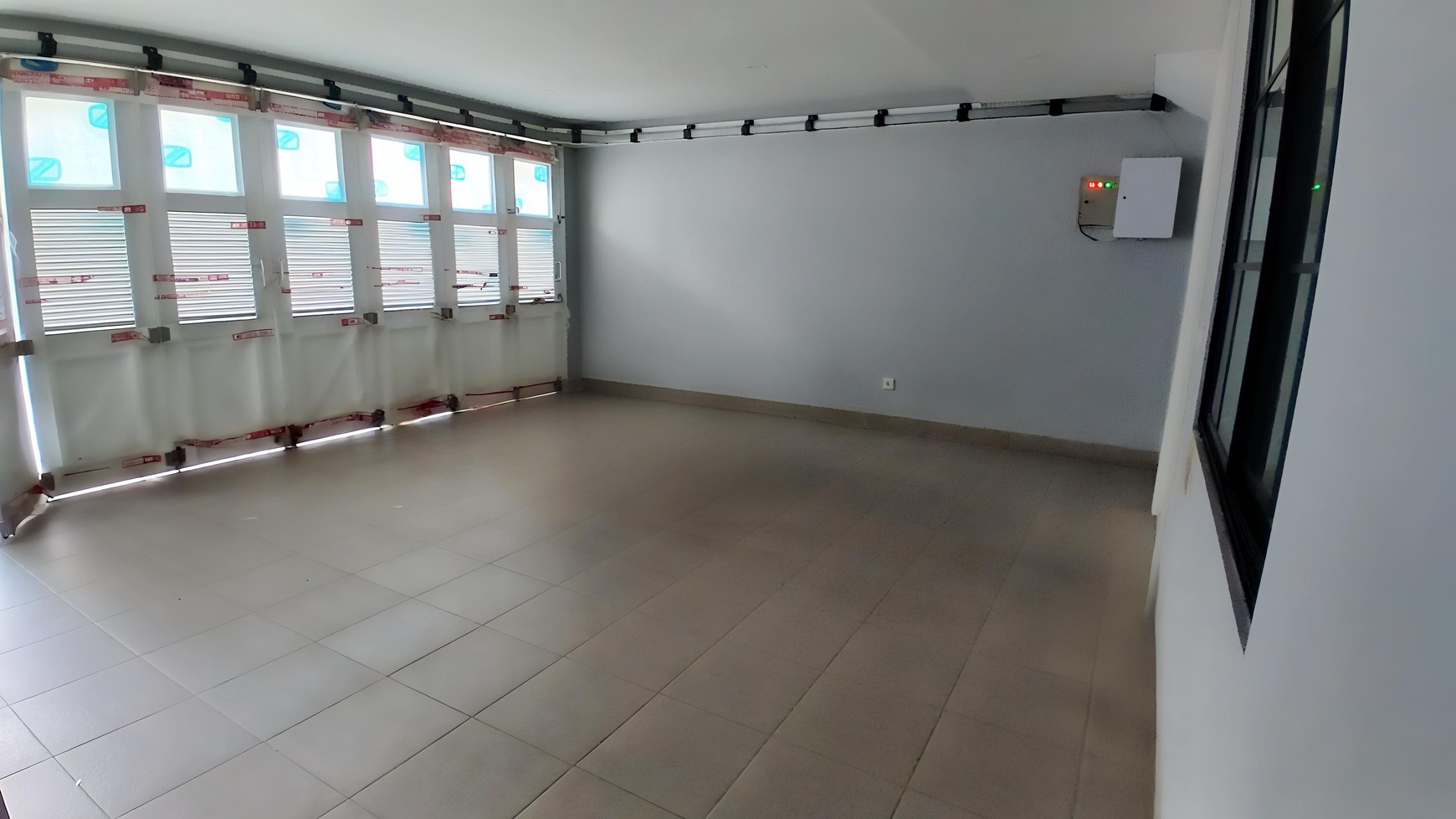 Dijual Rumah Mewah dalam Cluster di Lokasi Strategis Cilandakdekat Perkantoran Ampera, Kemang dan TB Simatupang Jakarta Selatan( INDENT )