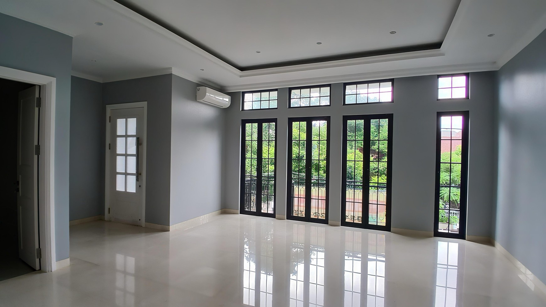 Dijual Rumah Mewah dalam Cluster di Lokasi Strategis Cilandakdekat Perkantoran Ampera, Kemang dan TB Simatupang Jakarta Selatan( INDENT )
