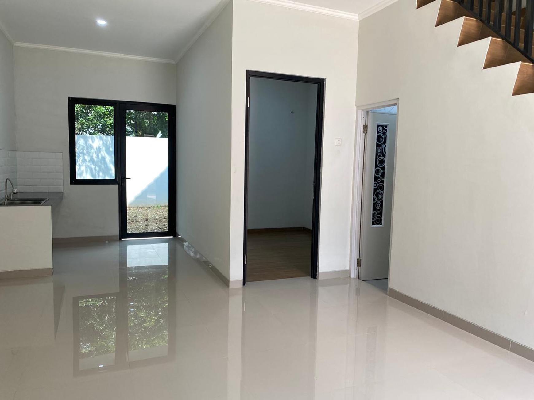 Rumah Baru Bergaya Scandinavian Bebas Banjir Di Jati Warna Bekasi