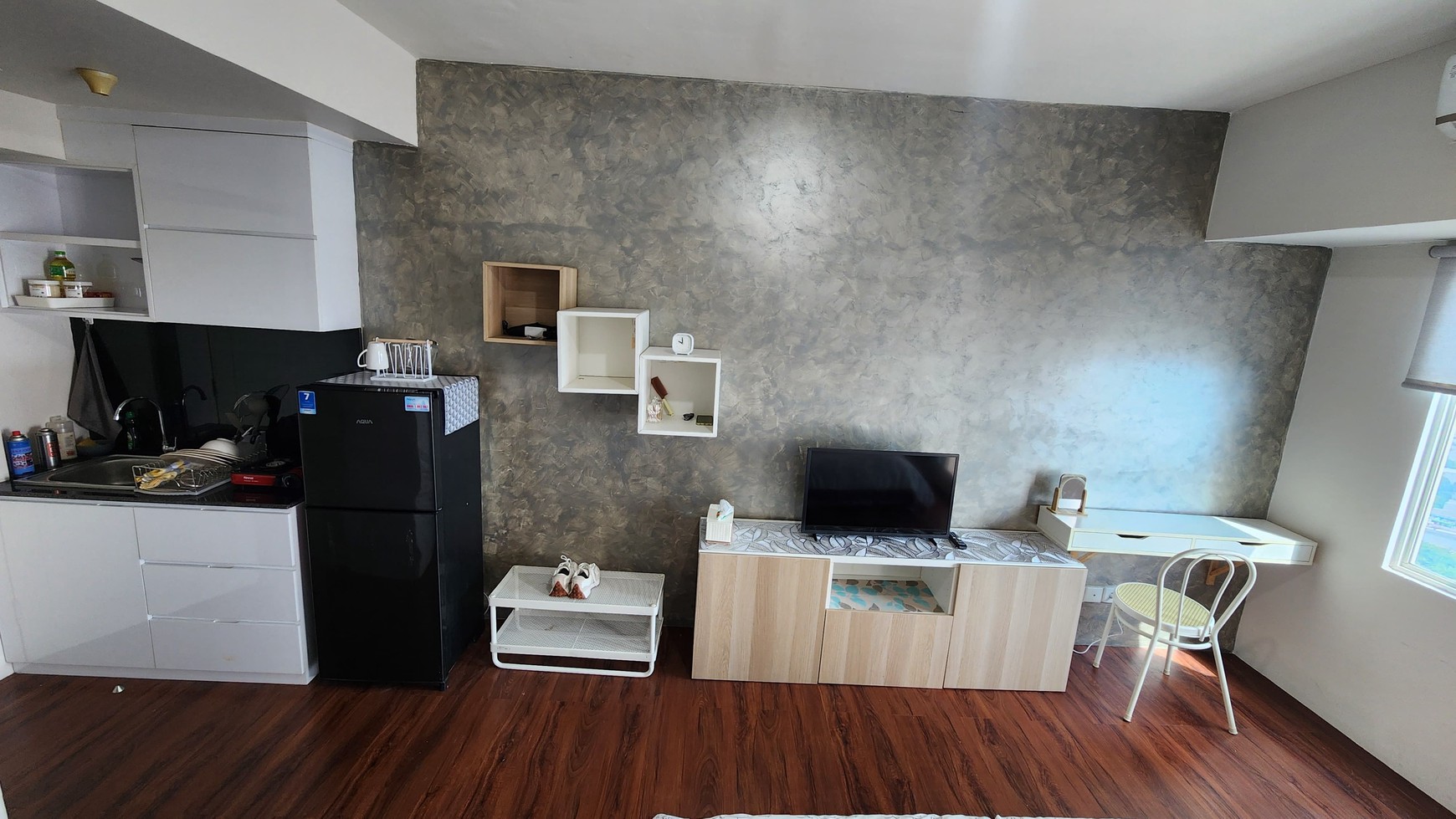 Disewakan apartemen tanglin type studio Full Furnish Connect Pakuwon Mall surabaya