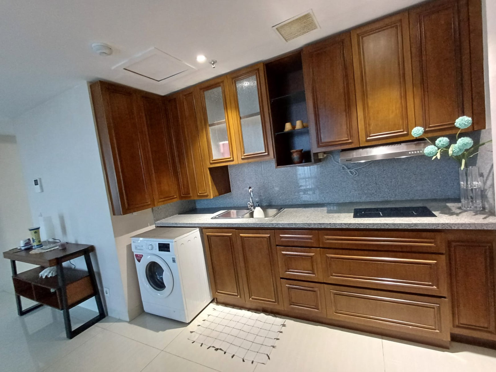 Dijual Apartemen LA Riz Mansion 3 Bedroom  Full Furnish Connect Pakuwon Mall