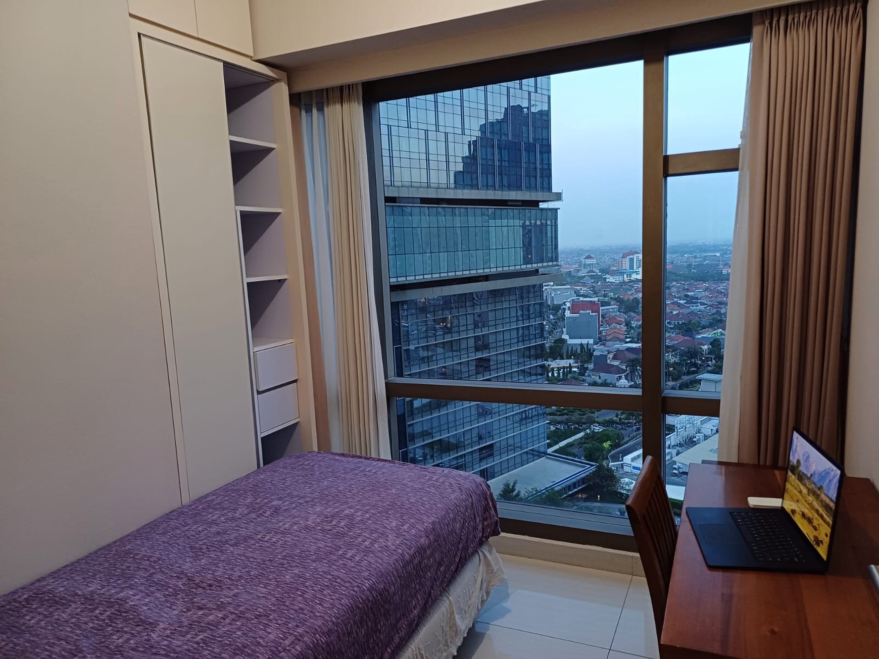 Dijual Apartemen LA Riz Mansion 3 Bedroom  Full Furnish Connect Pakuwon Mall